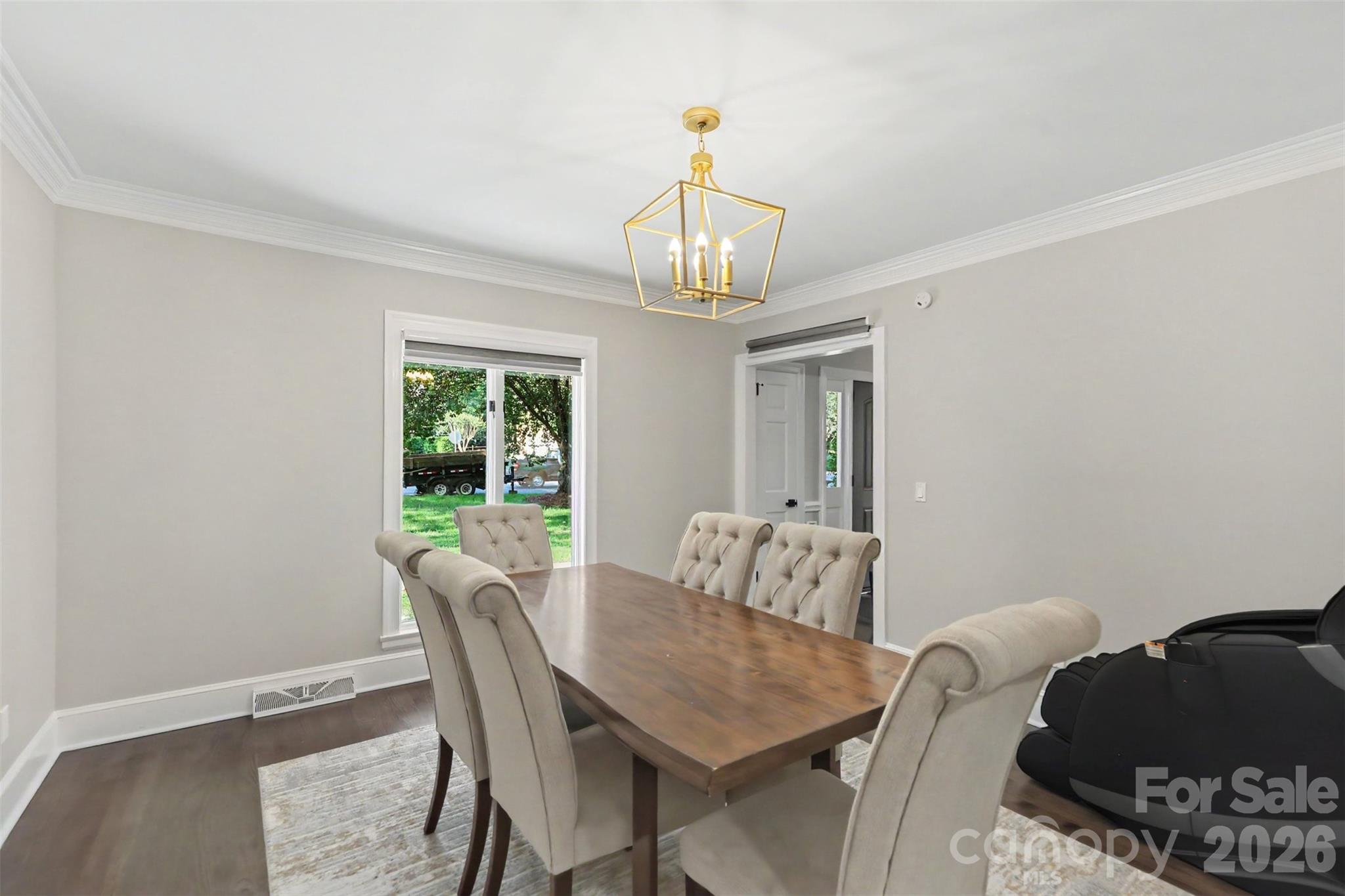 2814 Winding Oak Drive Property Photo 11
