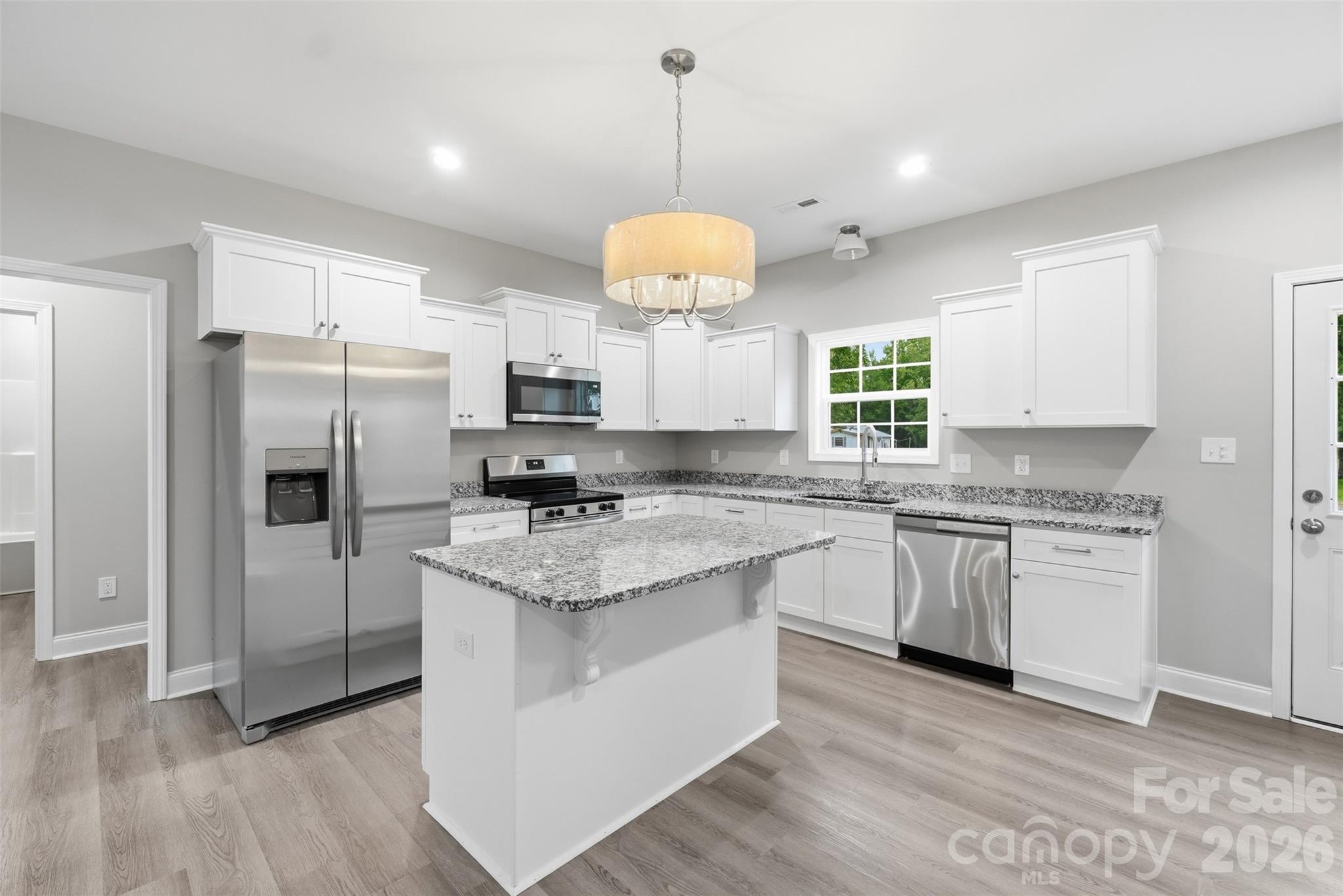 354 Hart Street Property Photo 4