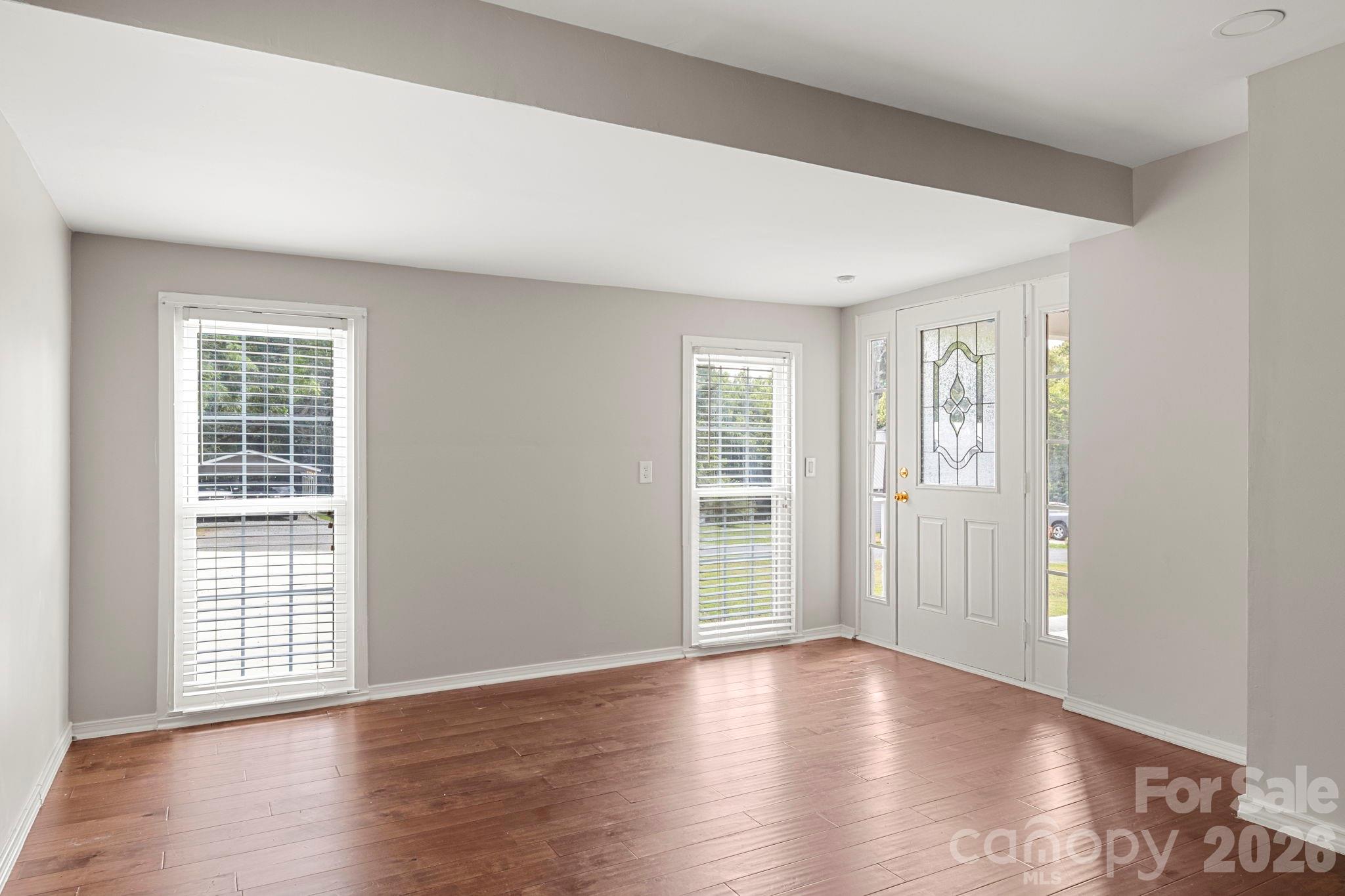904 Long Street Property Photo 5