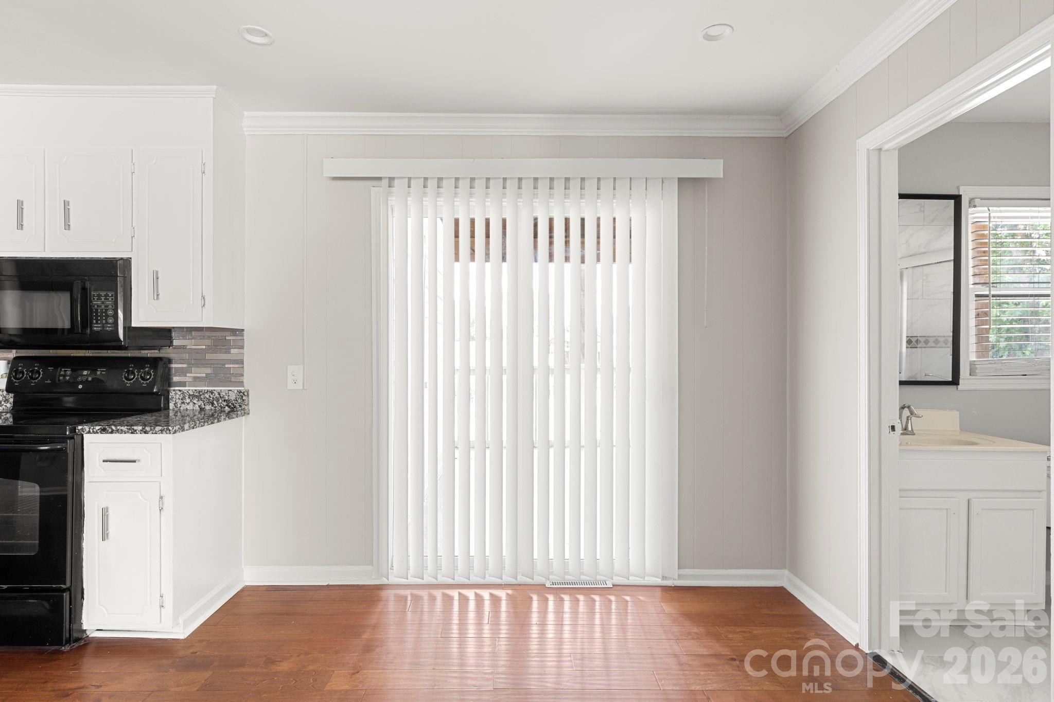 904 Long Street Property Photo 10