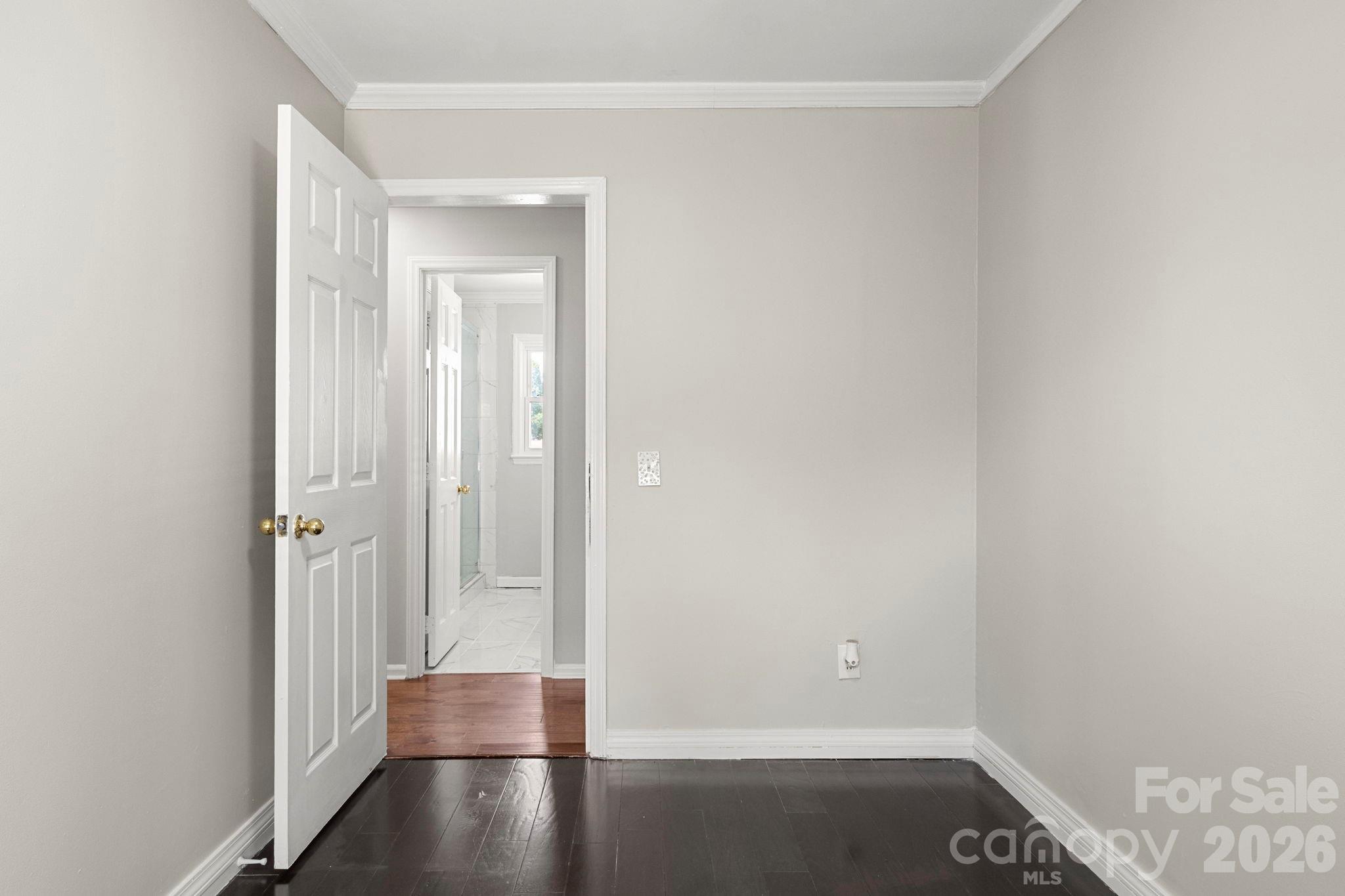 904 Long Street Property Photo 16
