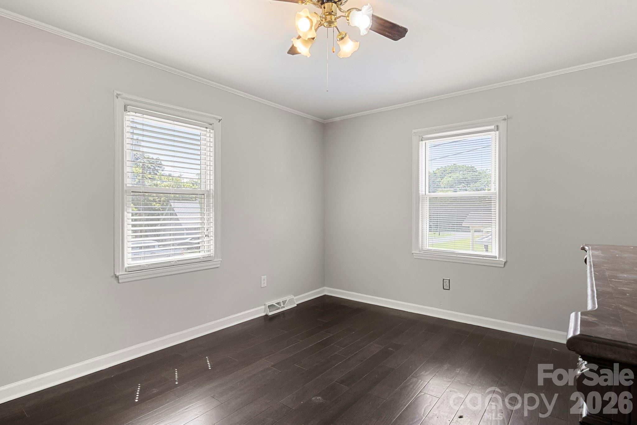 904 Long Street Property Photo 17