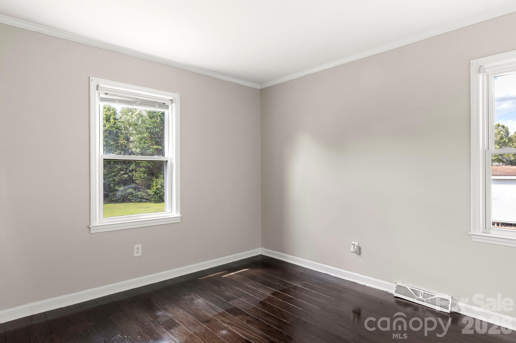 904 Long Street Property Photo 20