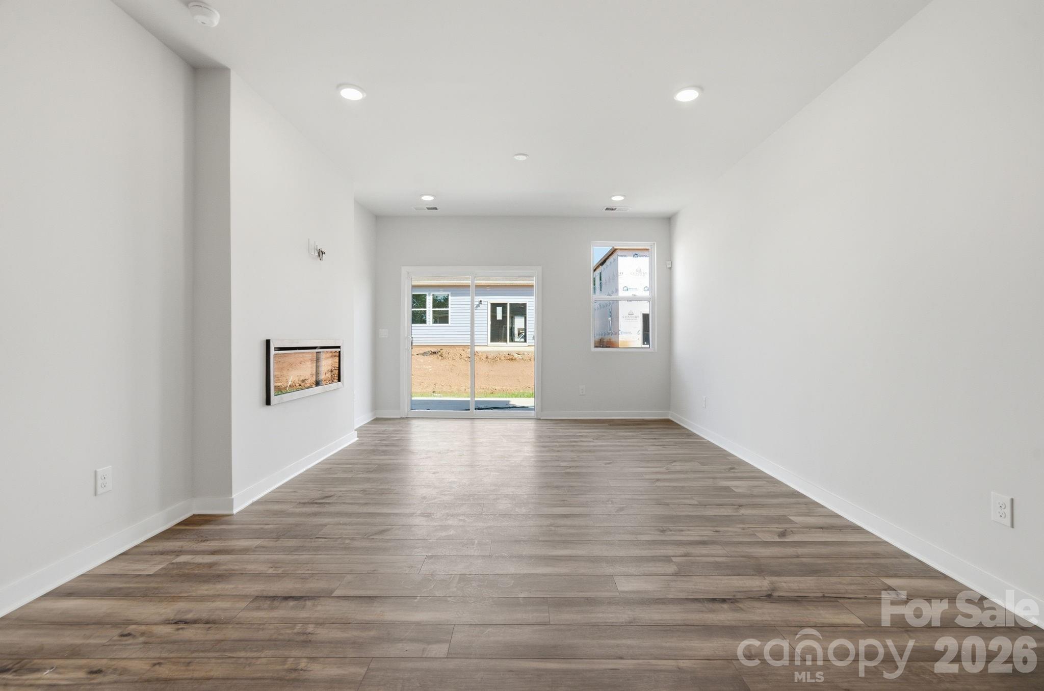 2942 31st Street Property Photo 7