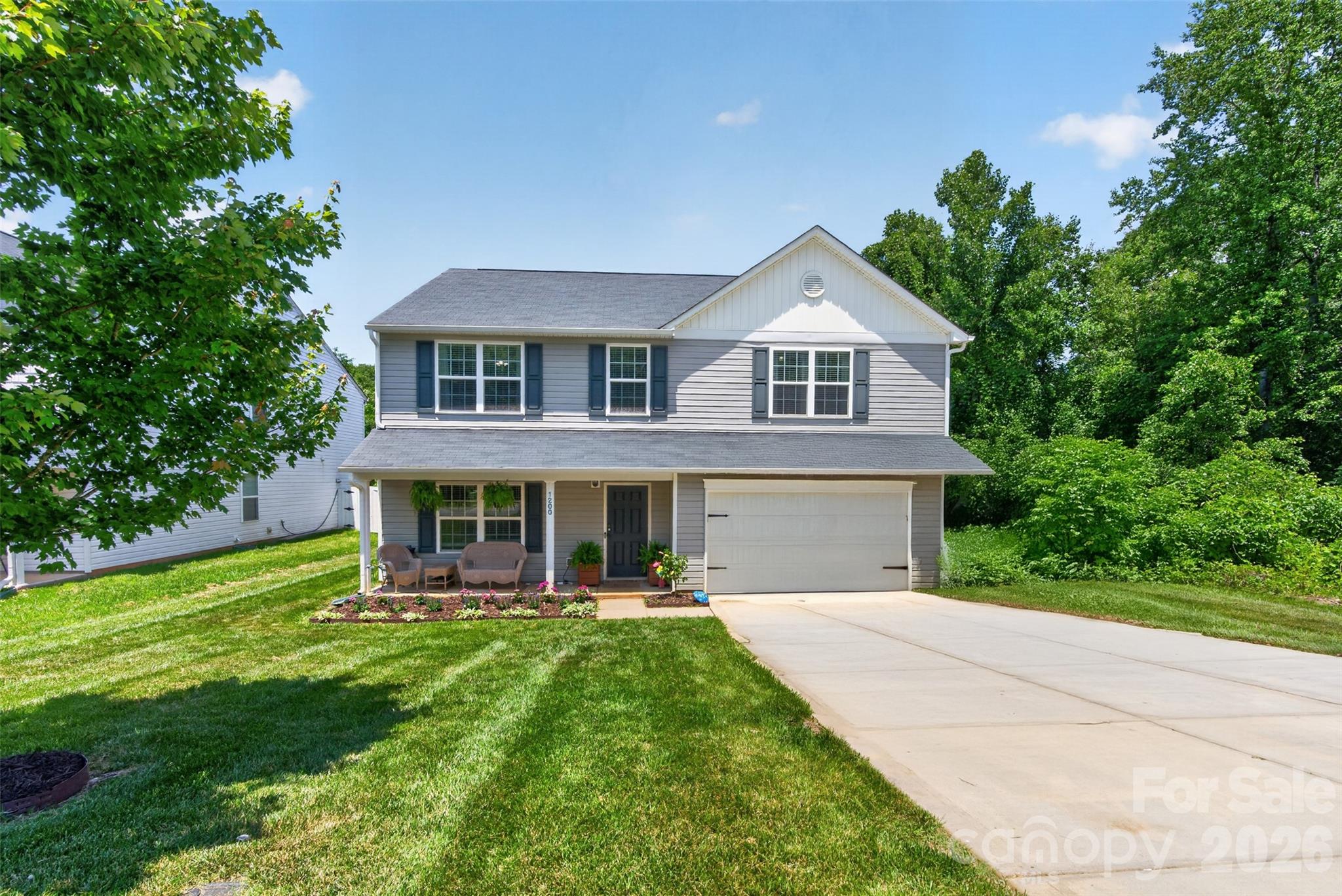 1200 Catawba Run Property Photo 1