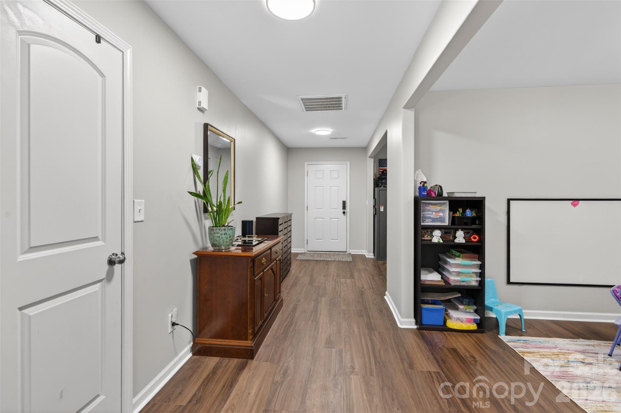1200 Catawba Run Property Photo 3
