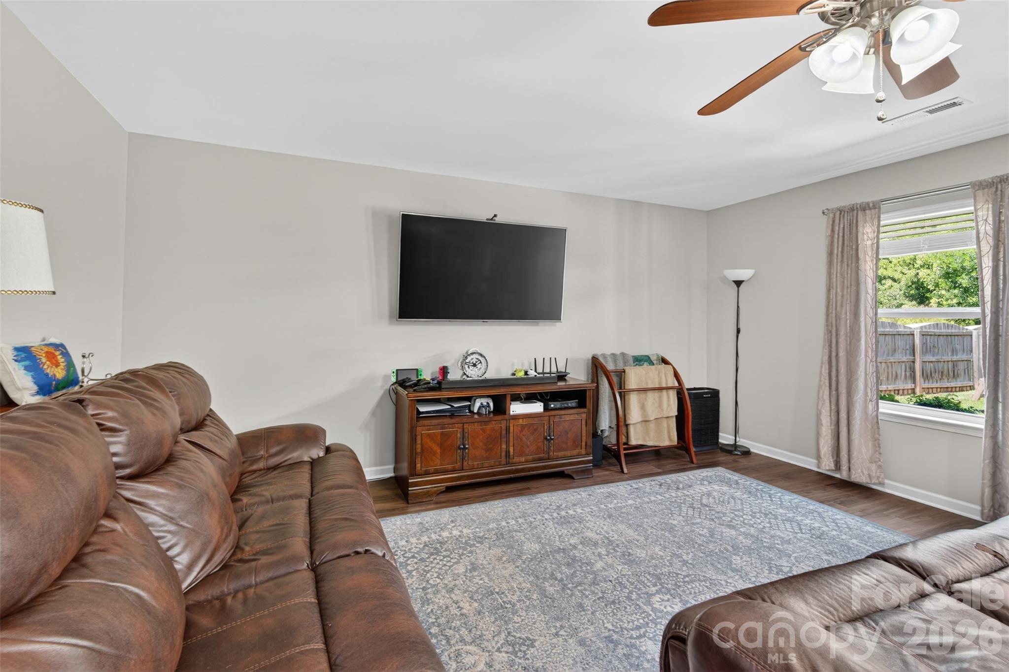 1200 Catawba Run Property Photo 7