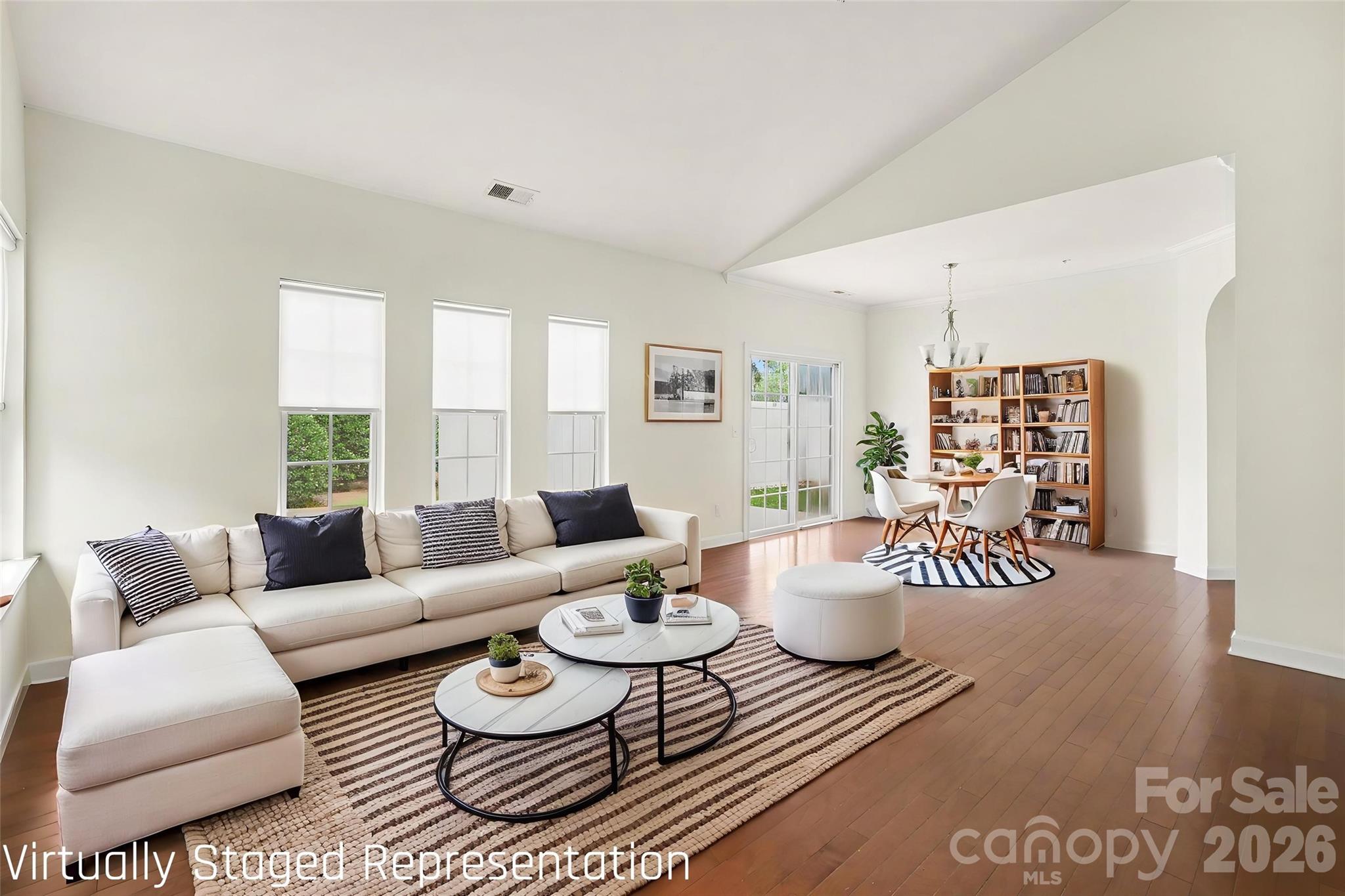 15109 Jade Street Property Photo 2