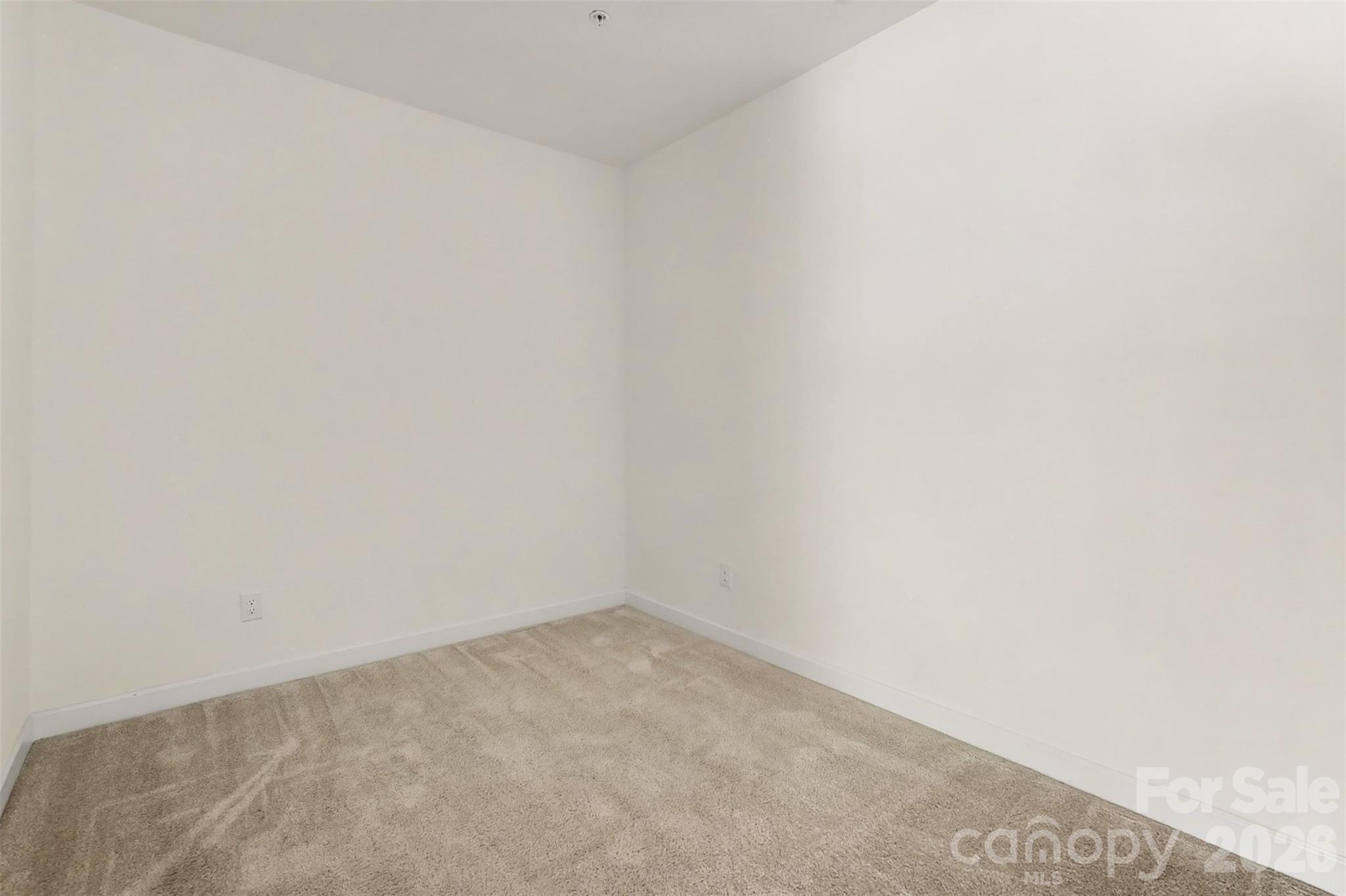 15109 Jade Street Property Photo 9