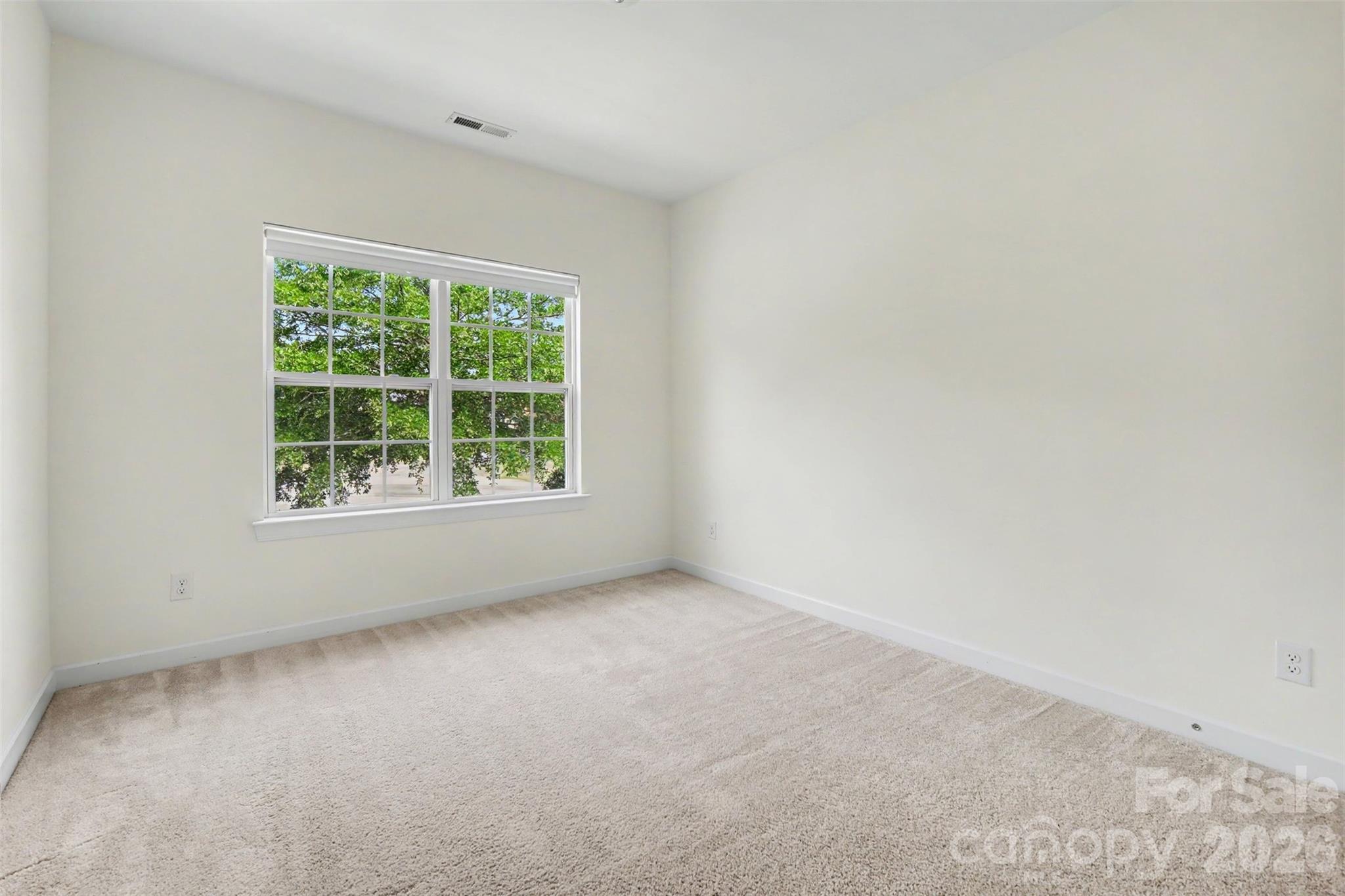 15109 Jade Street Property Photo 14