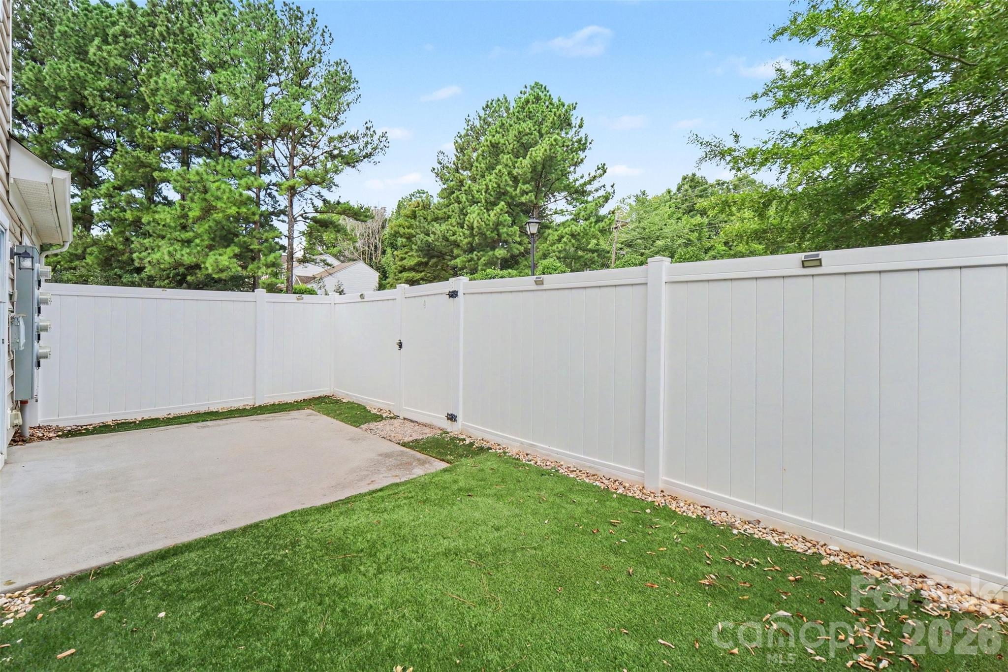 15109 Jade Street Property Photo 15