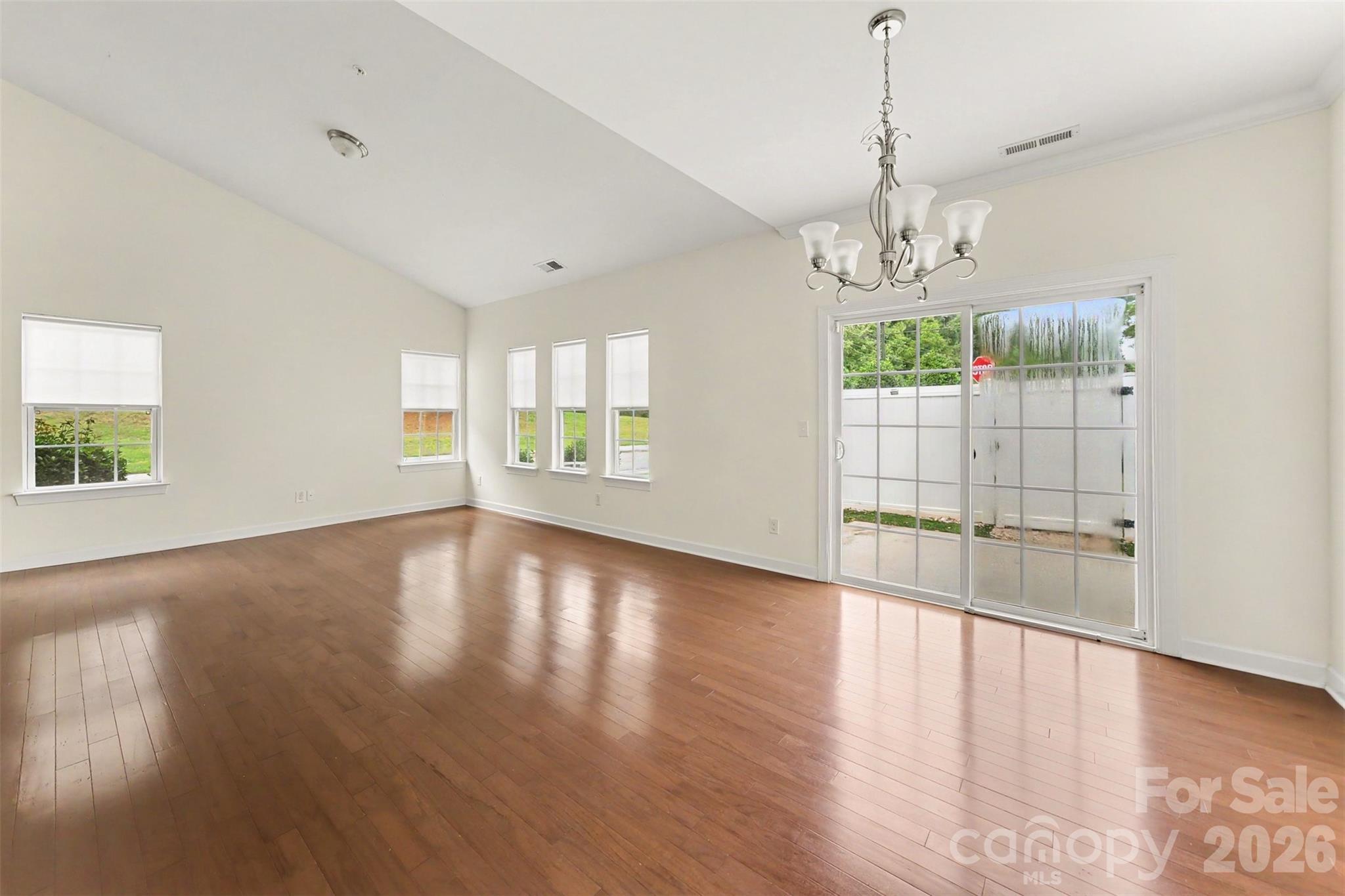 15109 Jade Street Property Photo 30