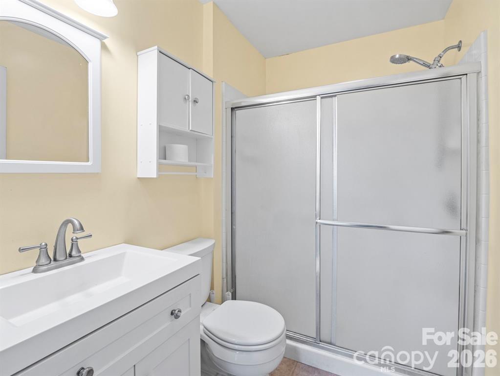 114 Woodstock Lane Property Photo 16