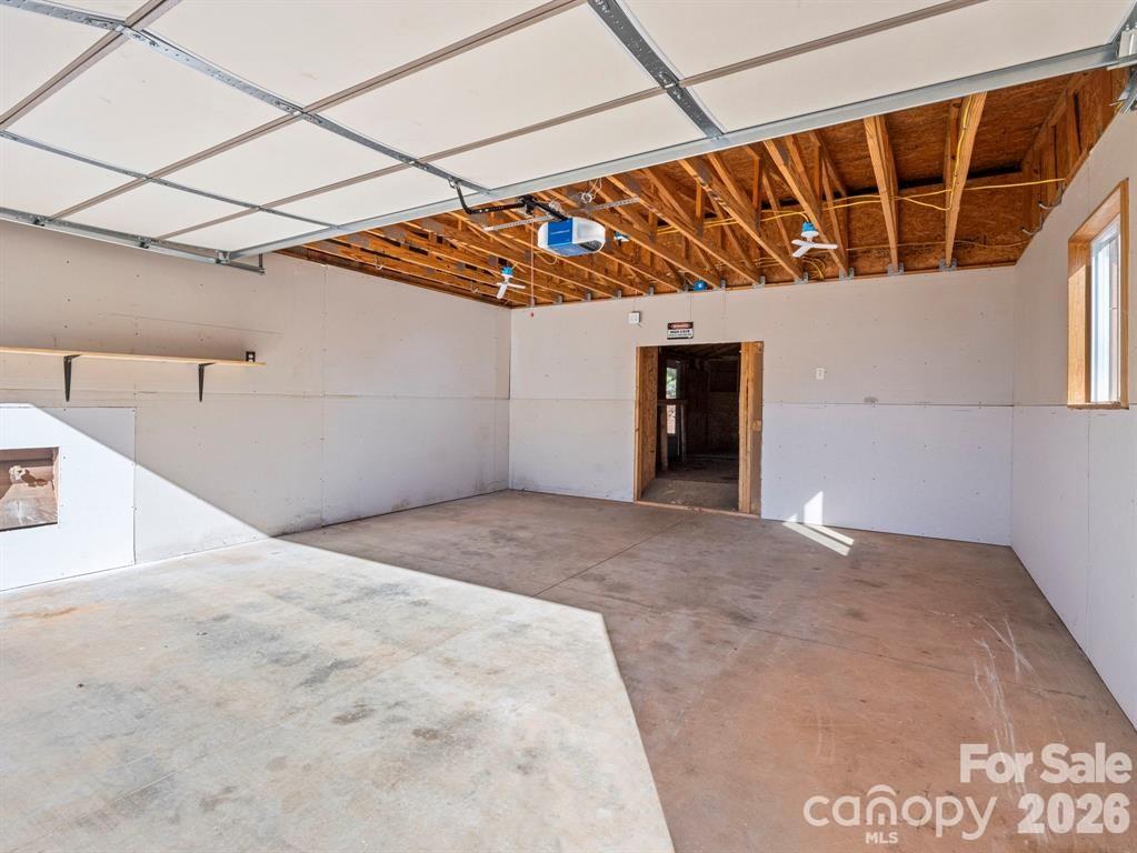 114 Woodstock Lane Property Photo 25