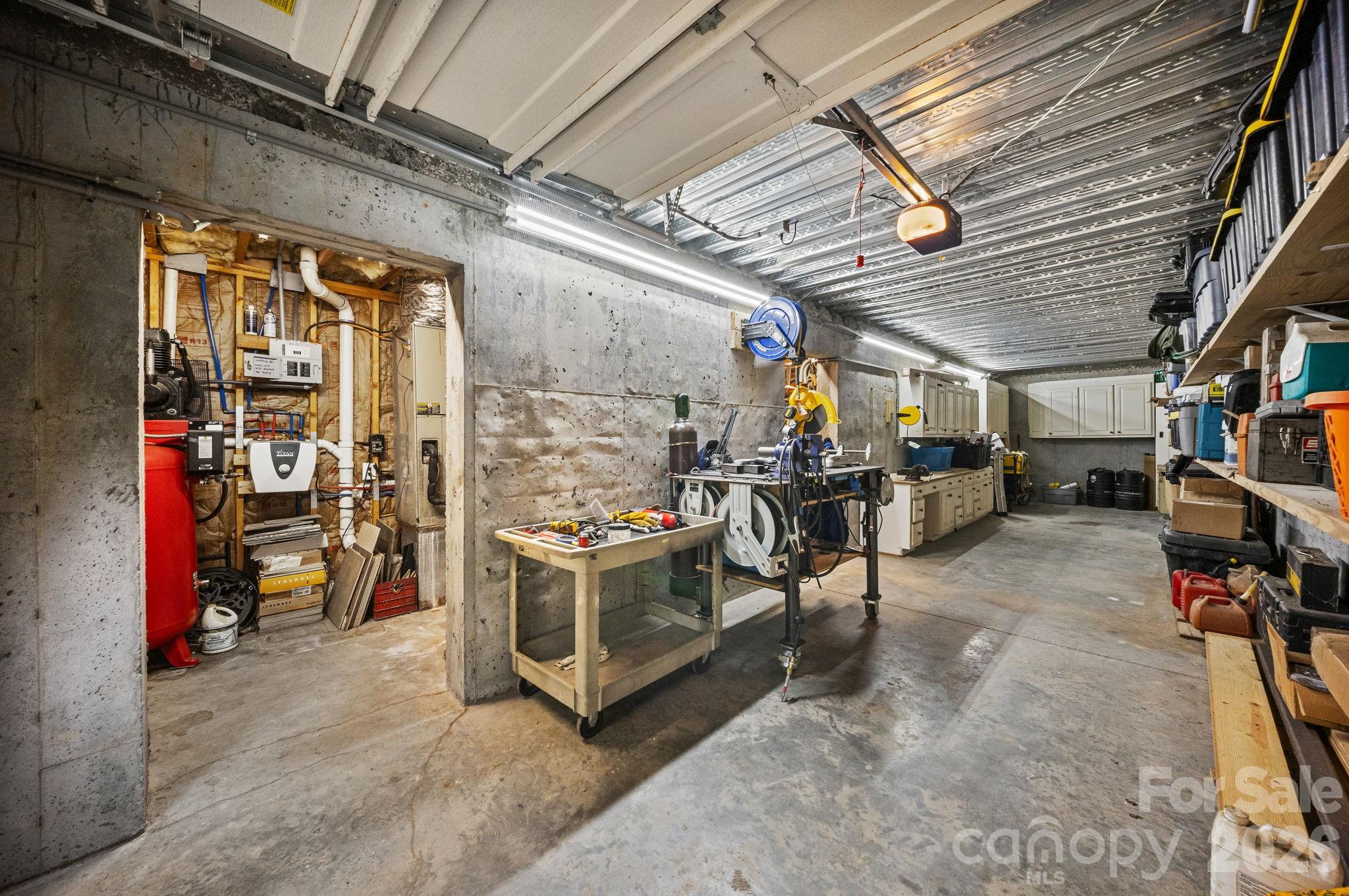 2161 Windy Oaks Road Property Photo 38