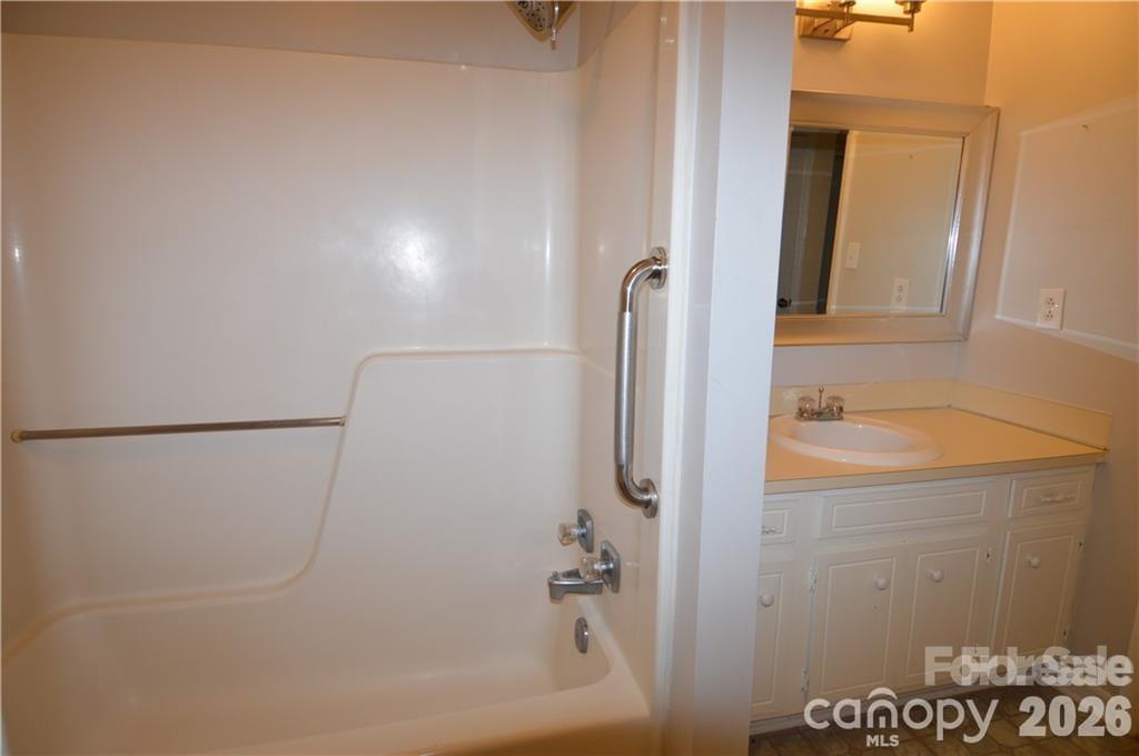 11701 Shandon Circle Property Photo 4