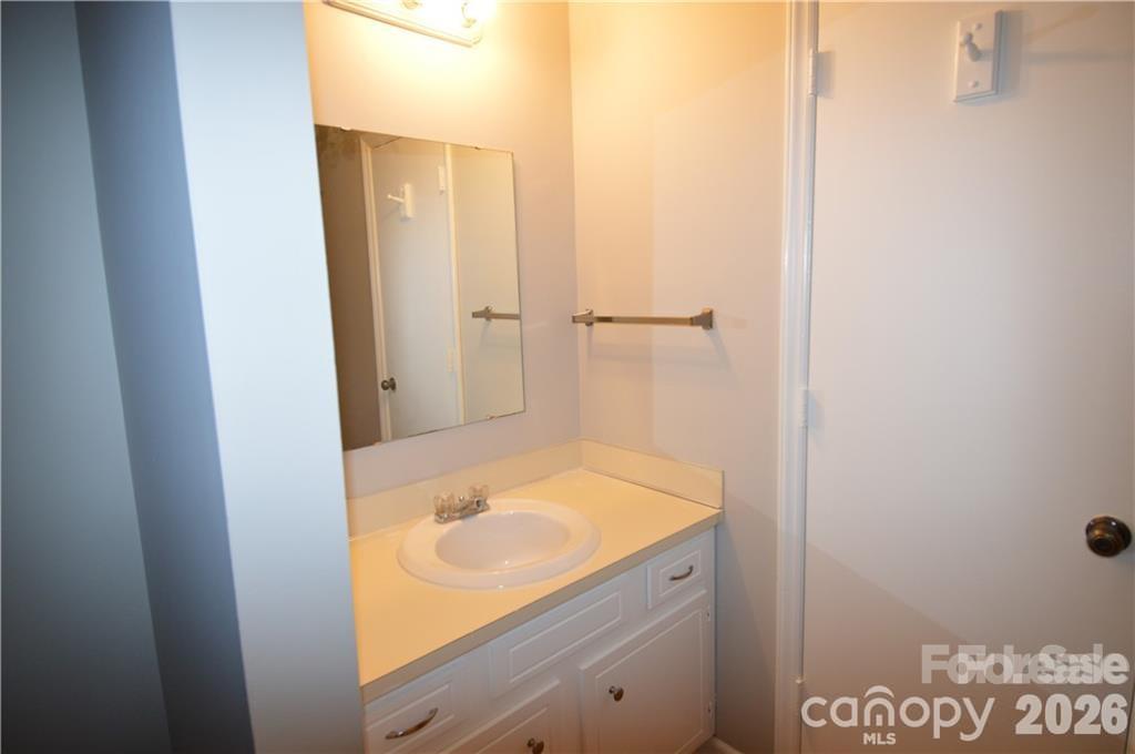 11701 Shandon Circle Property Photo 9