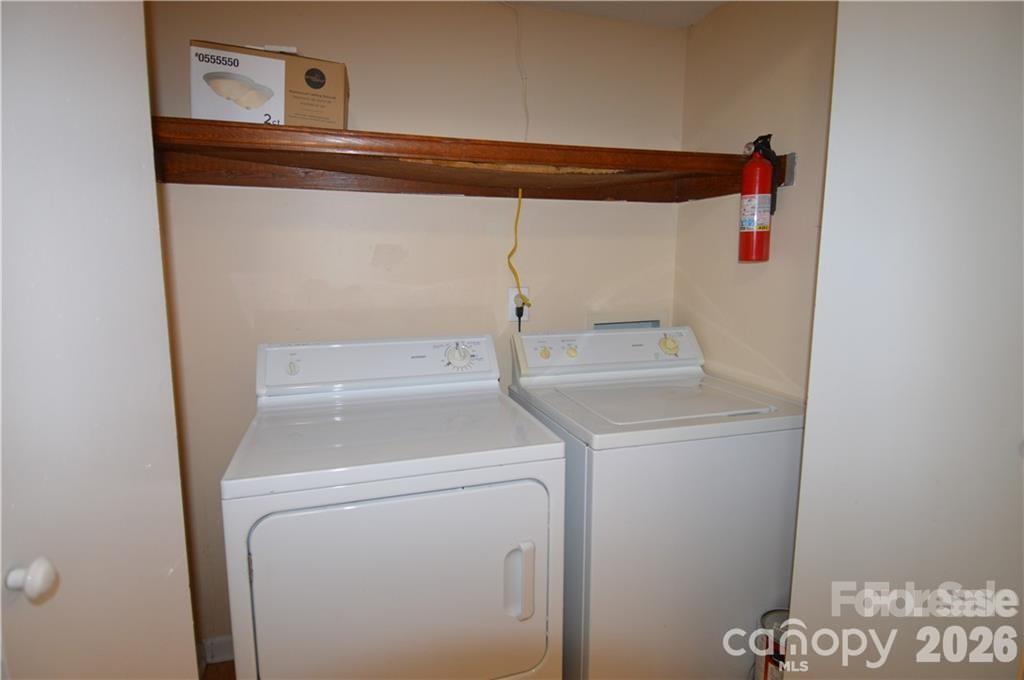 11701 Shandon Circle Property Photo 14