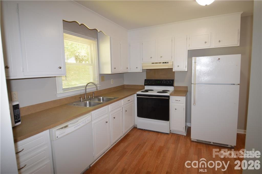 11701 Shandon Circle Property Photo 28