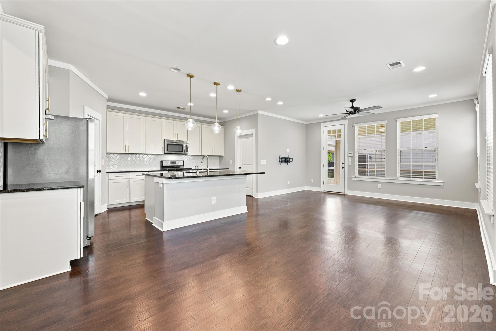 2104 Woodward Avenue Property Photo 7