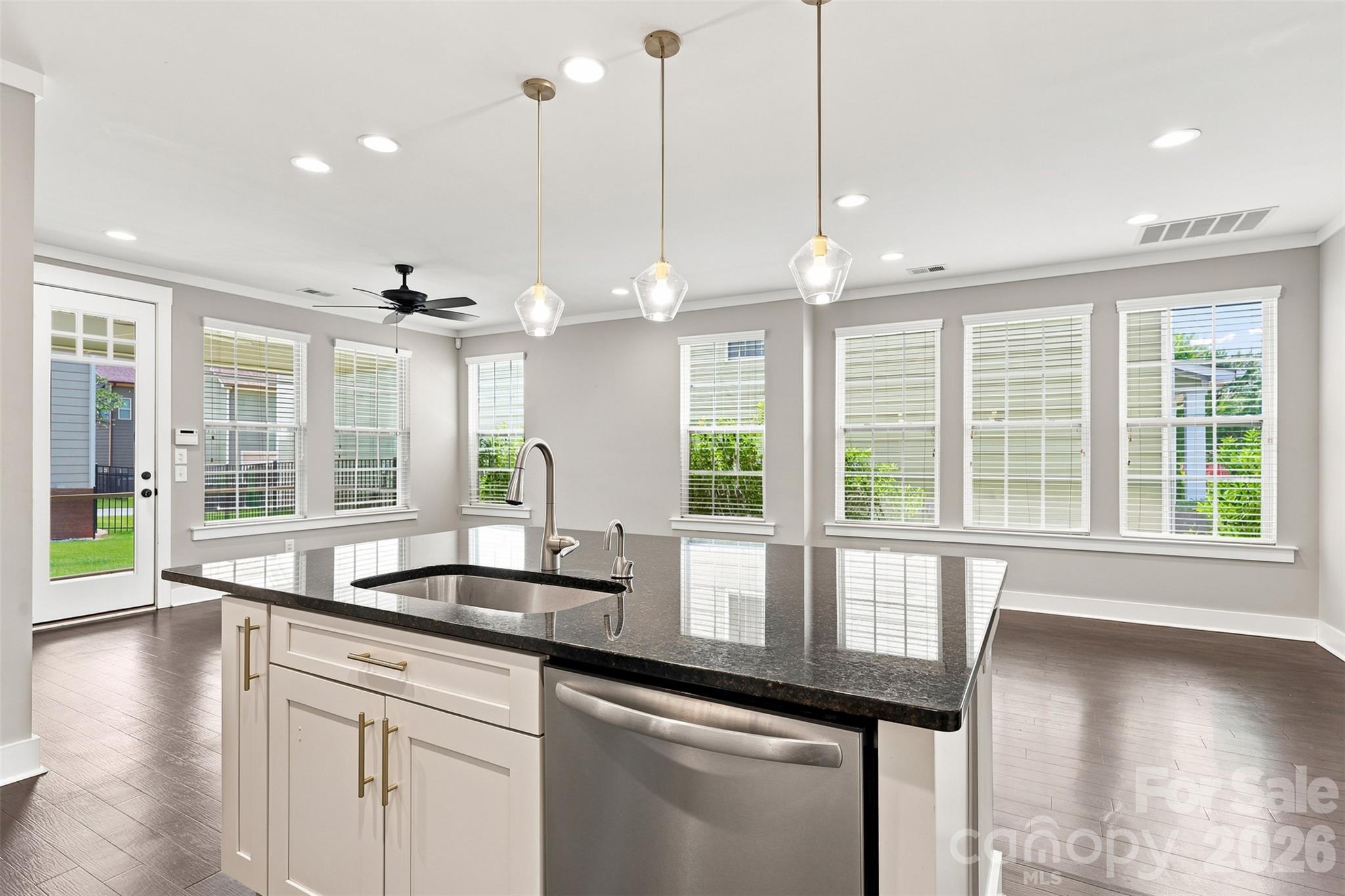 2104 Woodward Avenue Property Photo 14