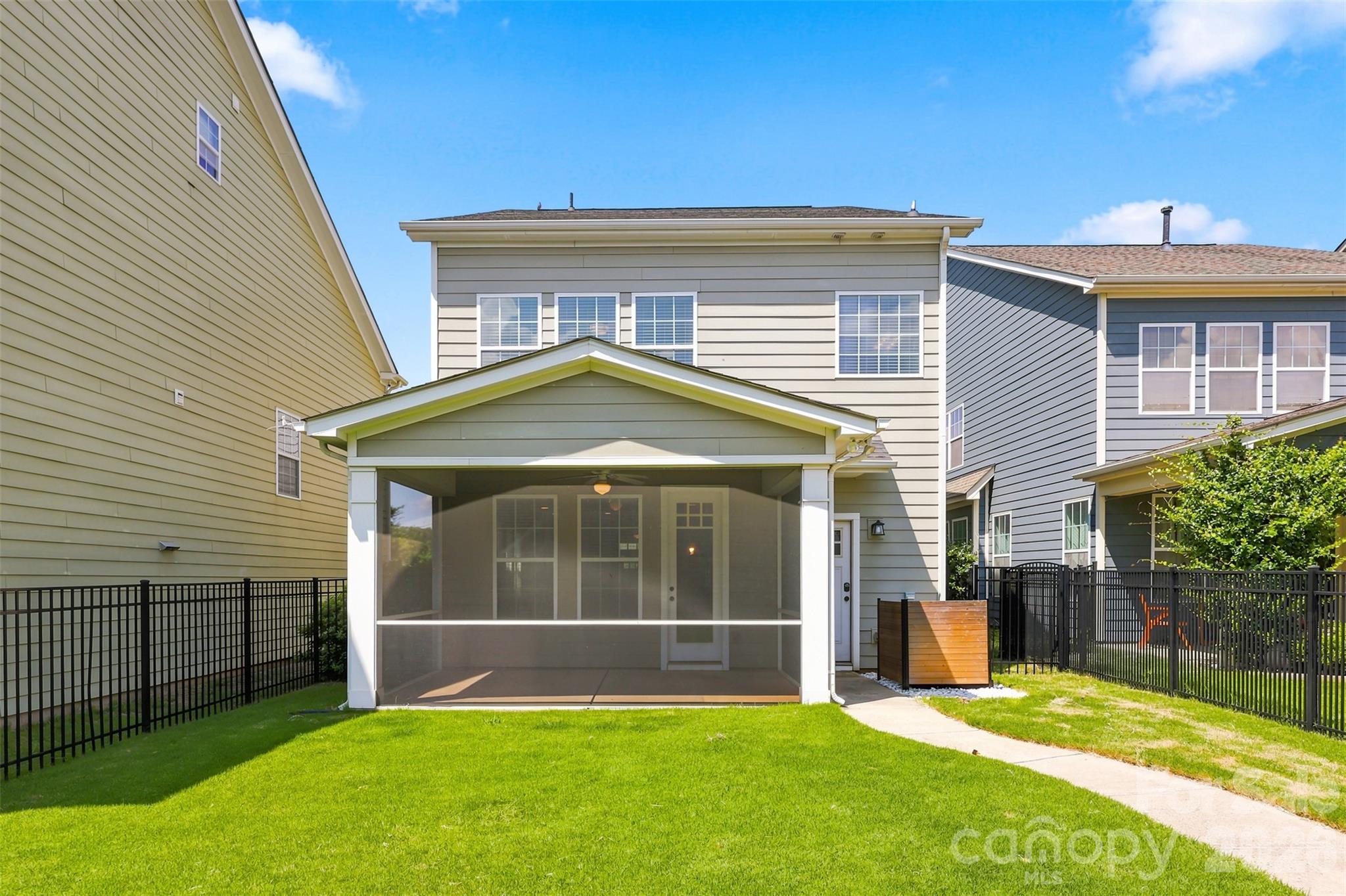2104 Woodward Avenue Property Photo 38
