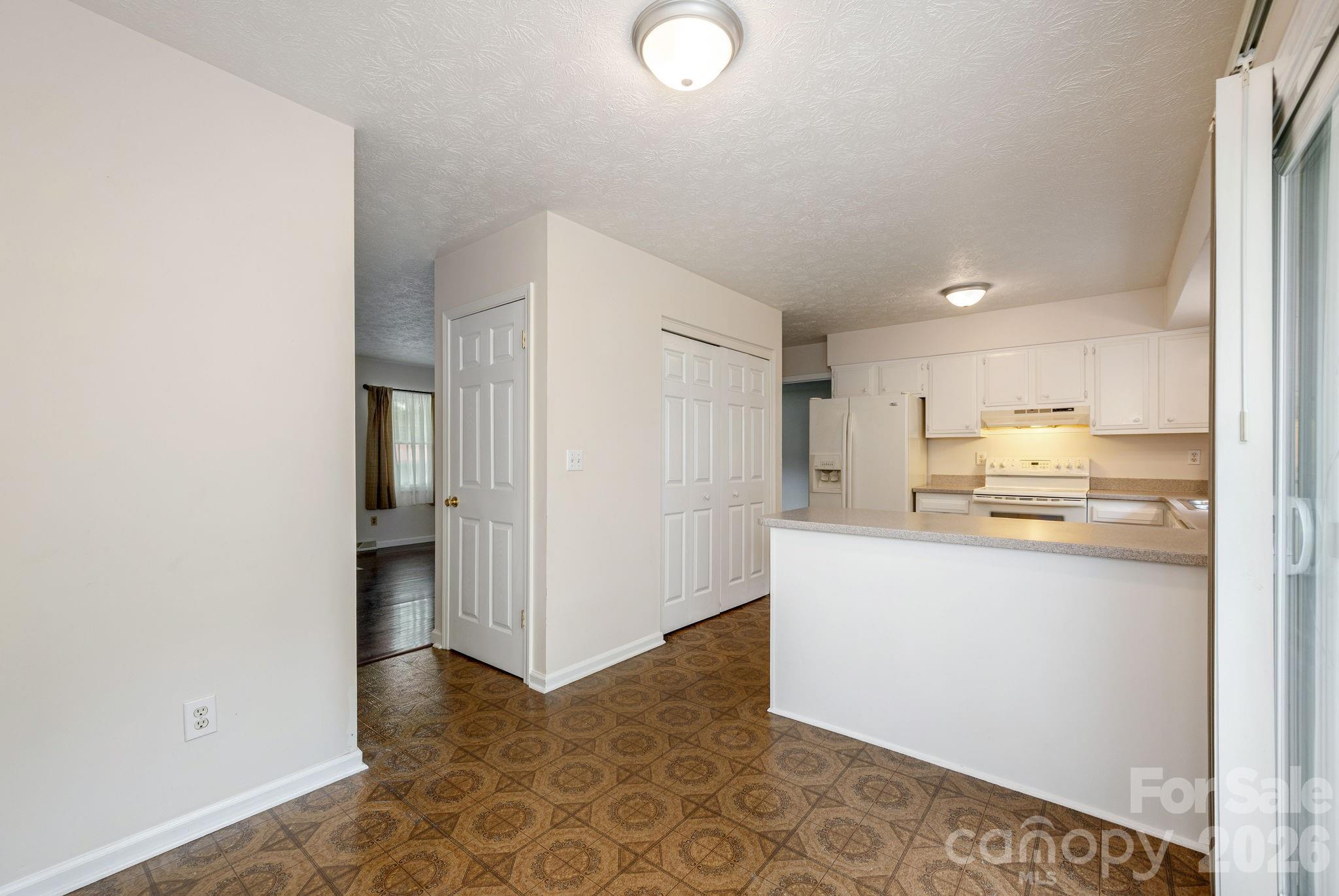 107 Maywood Road Property Photo 7