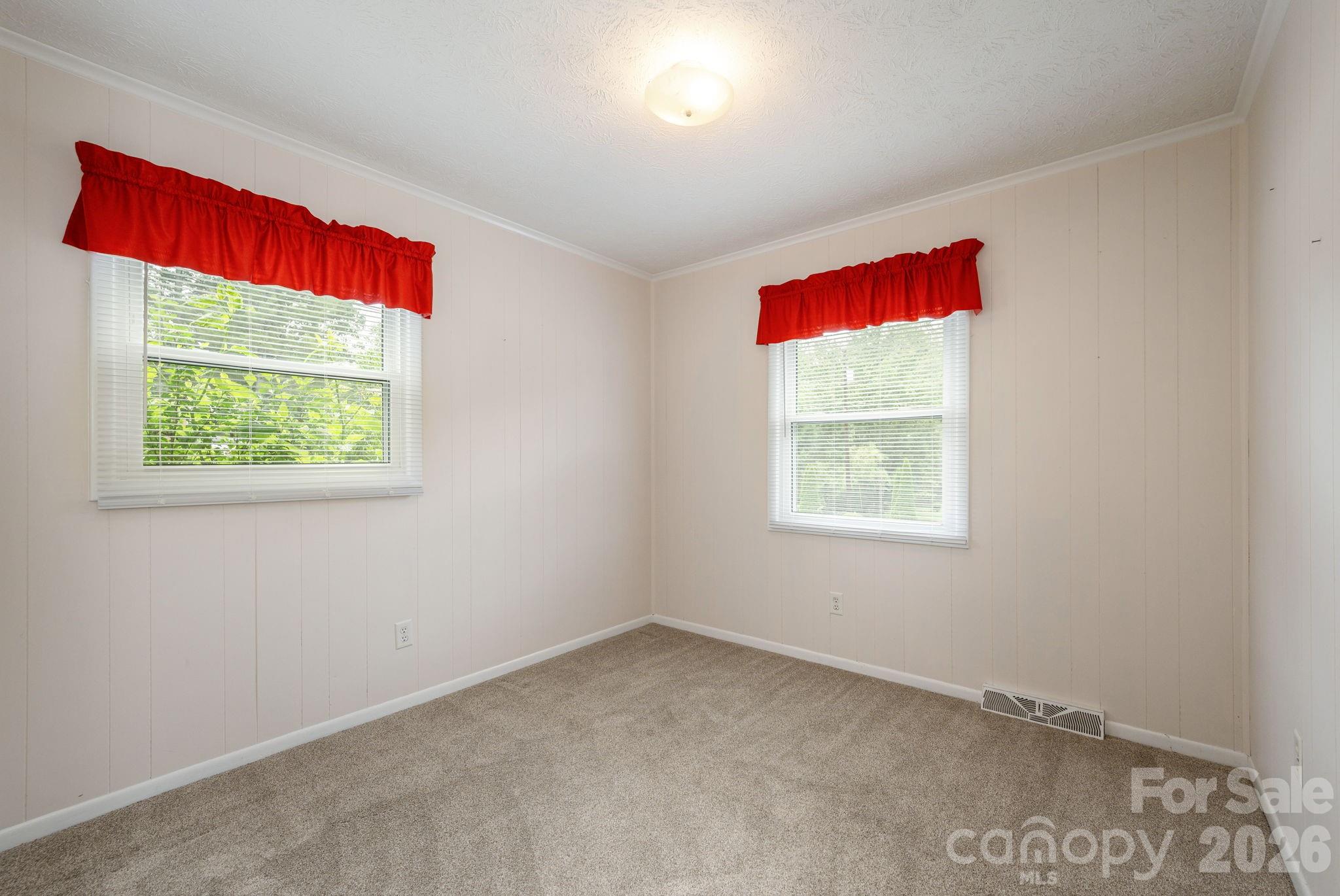 107 Maywood Road Property Photo 18