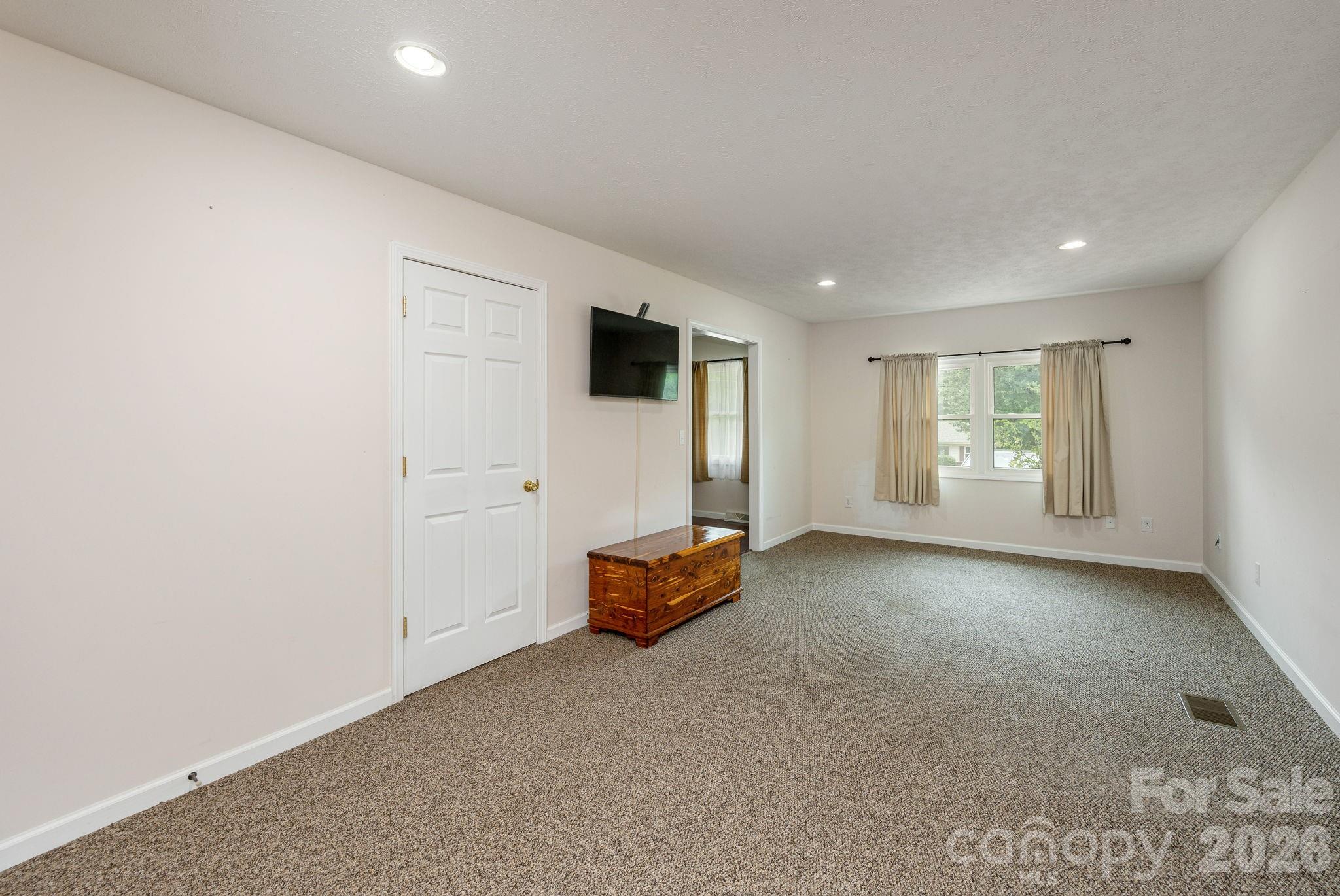 107 Maywood Road Property Photo 19