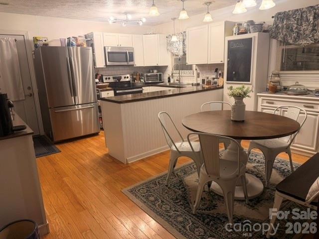 1702 Cajah Mountain Road Property Photo 4