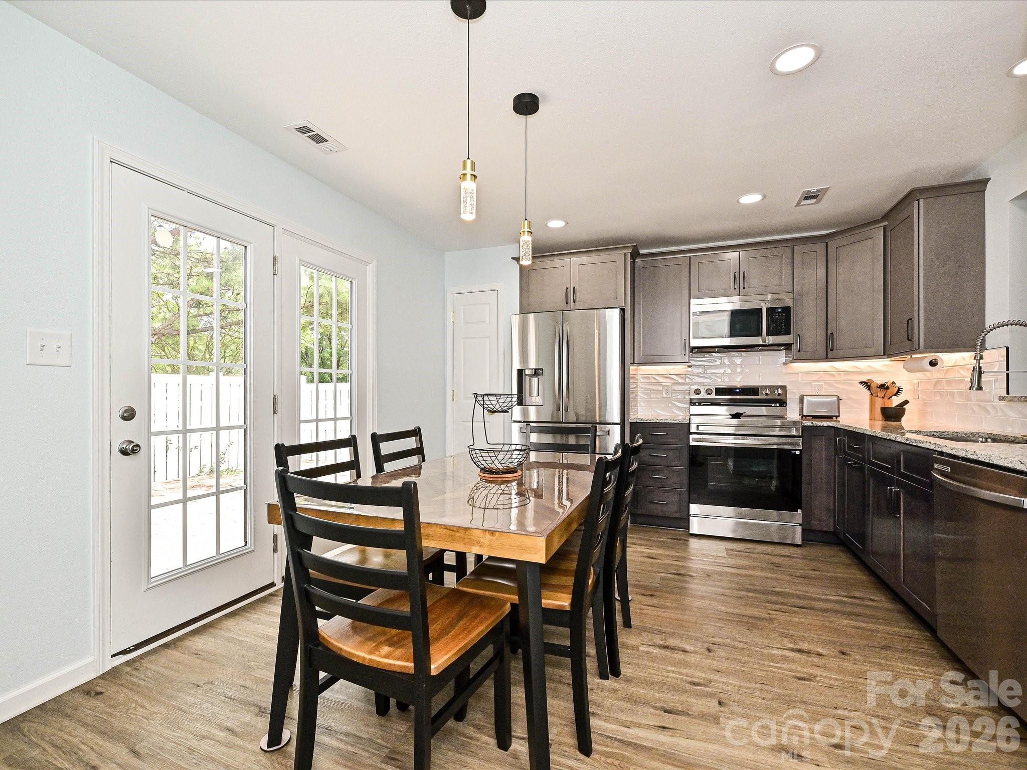 7256 Coddin Lane Property Photo 1