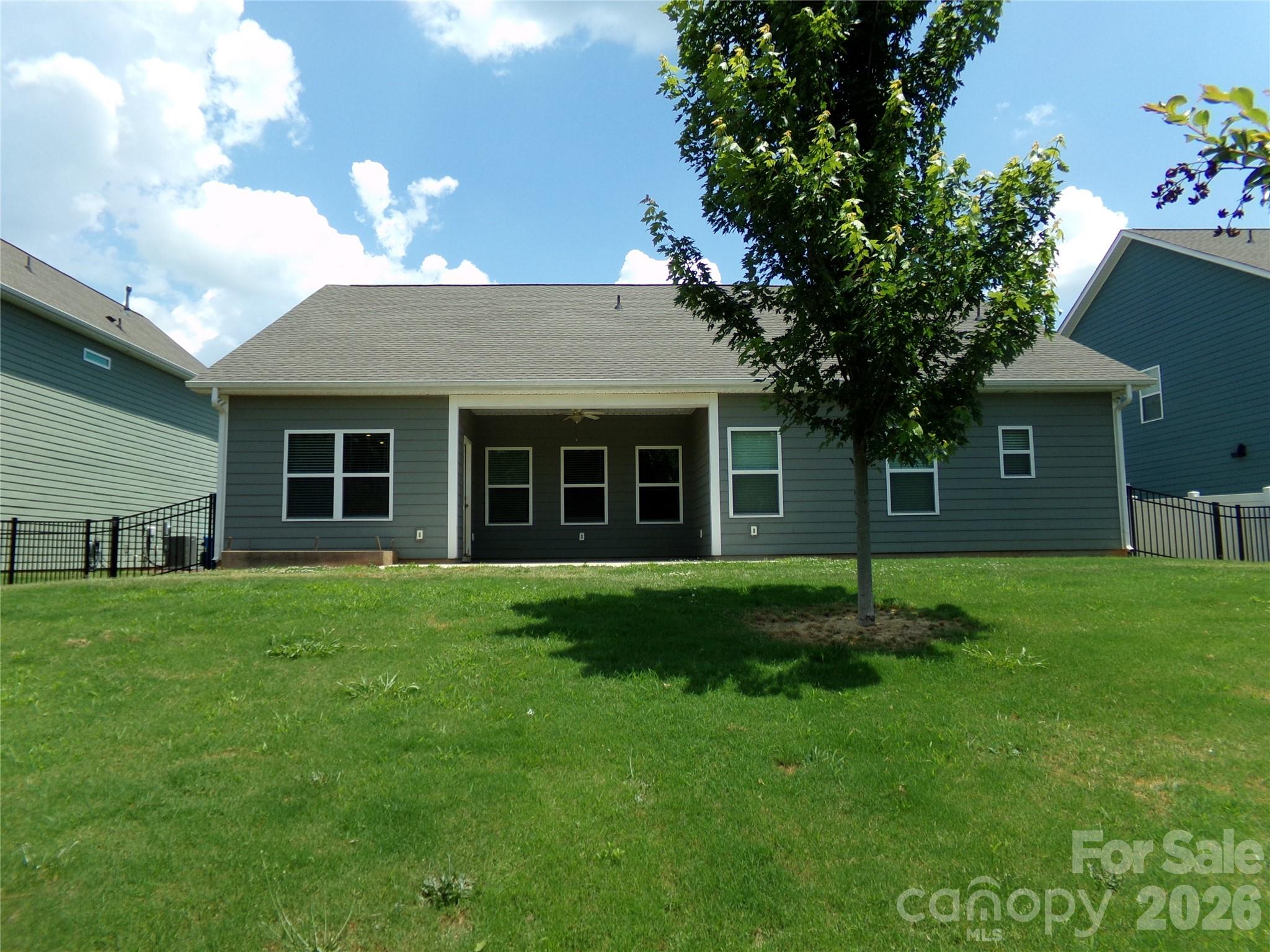 517 Ardsley Drive Property Photo 7
