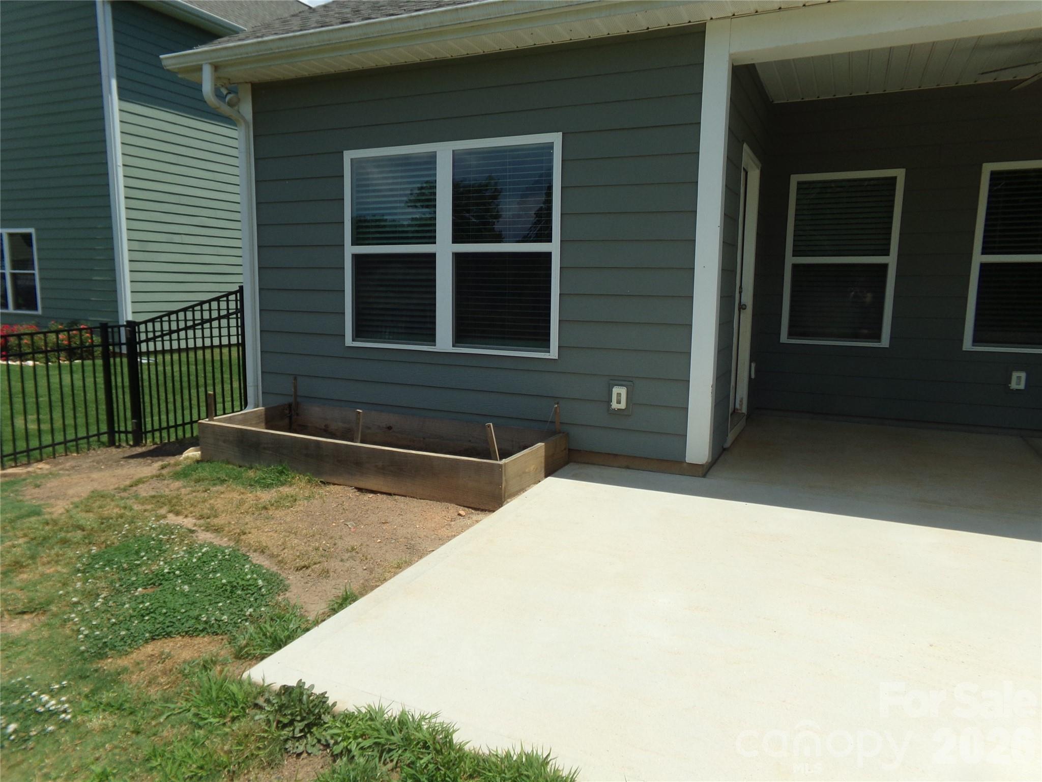 517 Ardsley Drive Property Photo 21