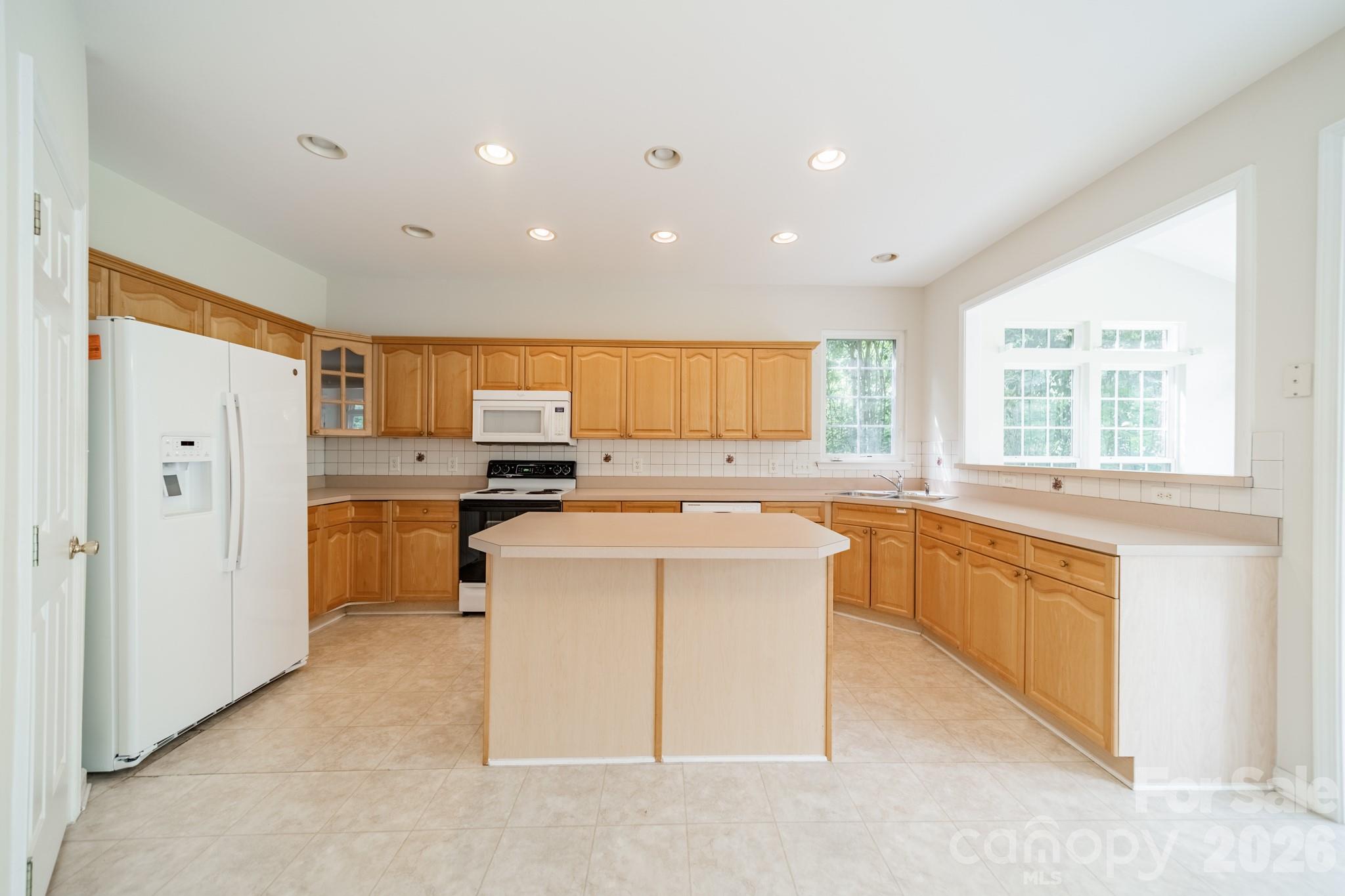 10805 Wilklee Drive Property Photo 15