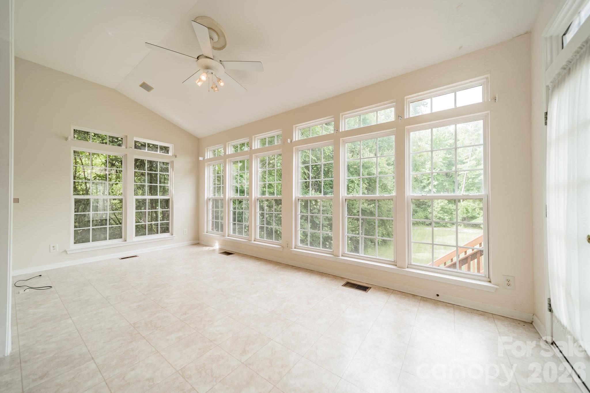 10805 Wilklee Drive Property Photo 18