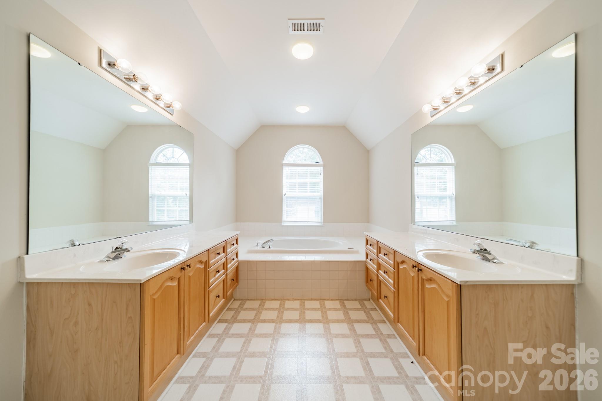 10805 Wilklee Drive Property Photo 31