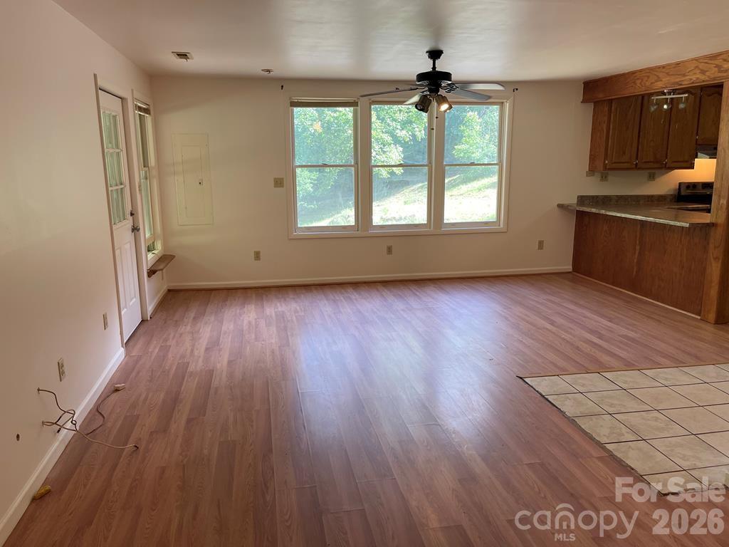 930 Copperhead Cove Property Photo 14