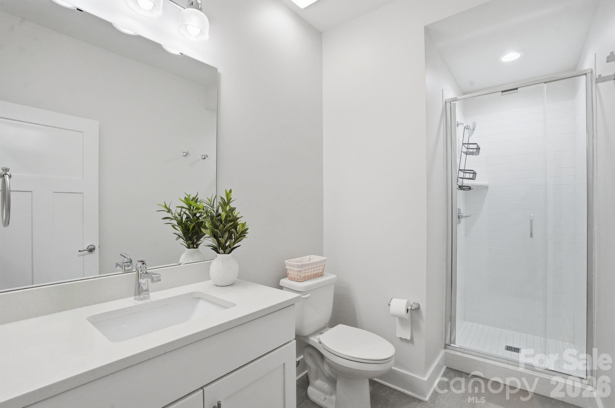 1024 Wesley Park Lane 10 Property Photo 4