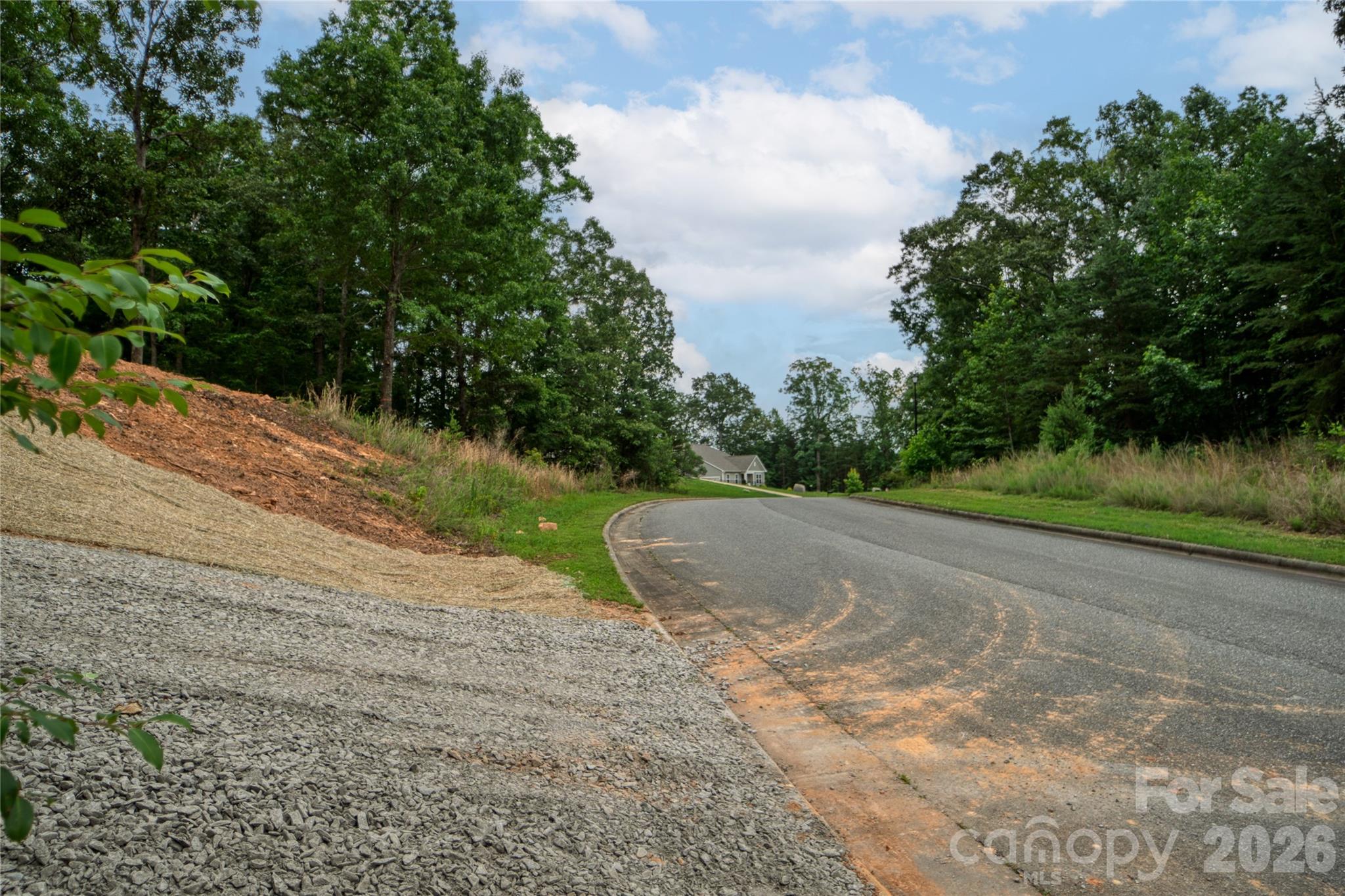 5108 Kings Pinnacle Drive Property Photo 12