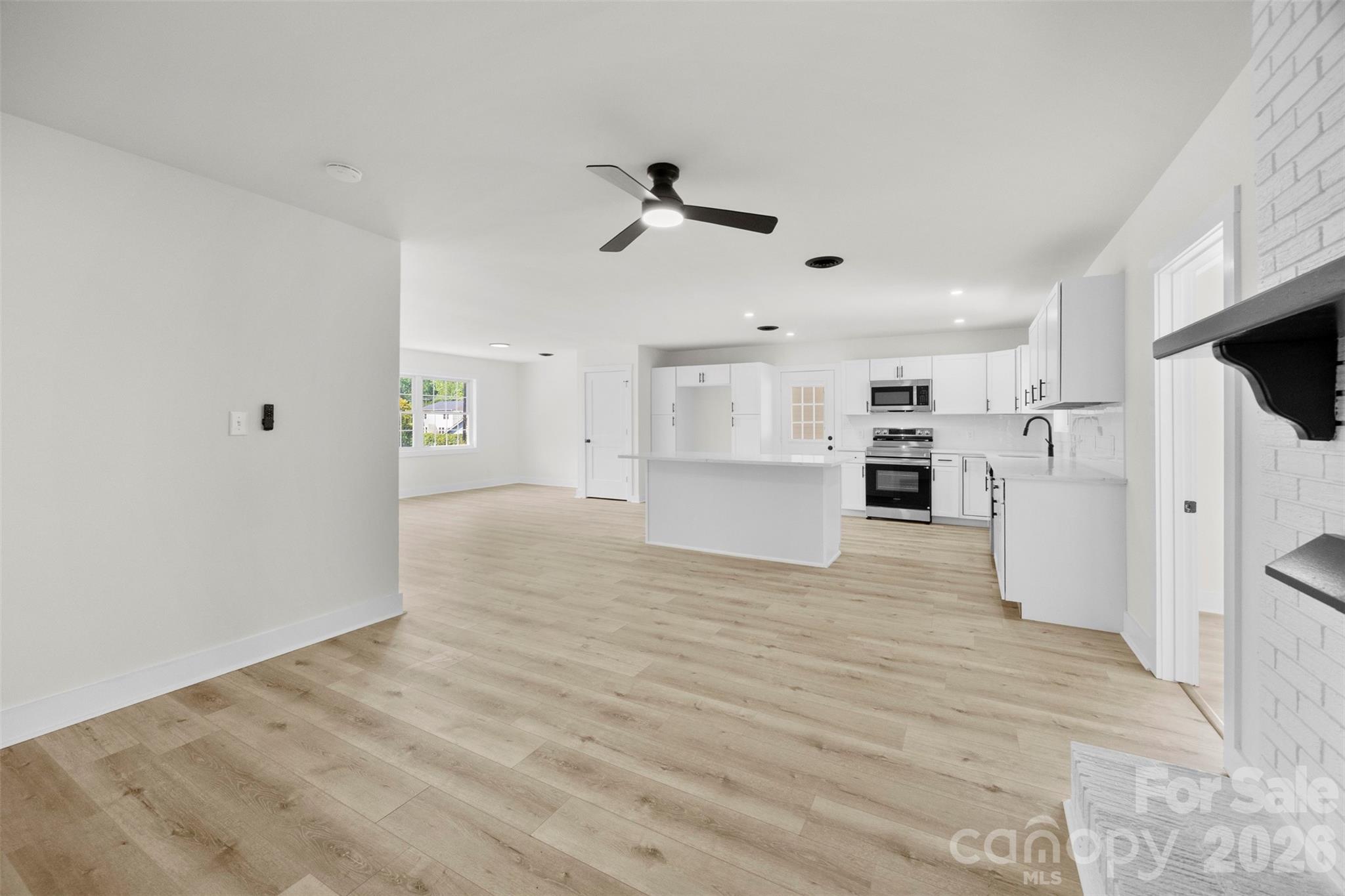 5421 Maplewood Lane Property Photo 14