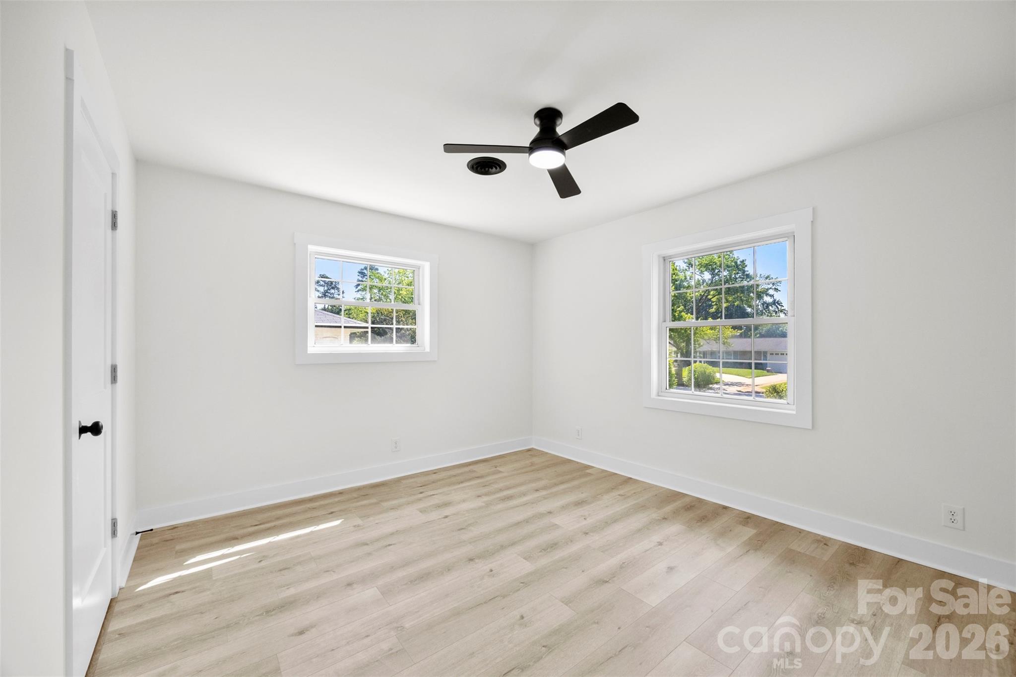 5421 Maplewood Lane Property Photo 29