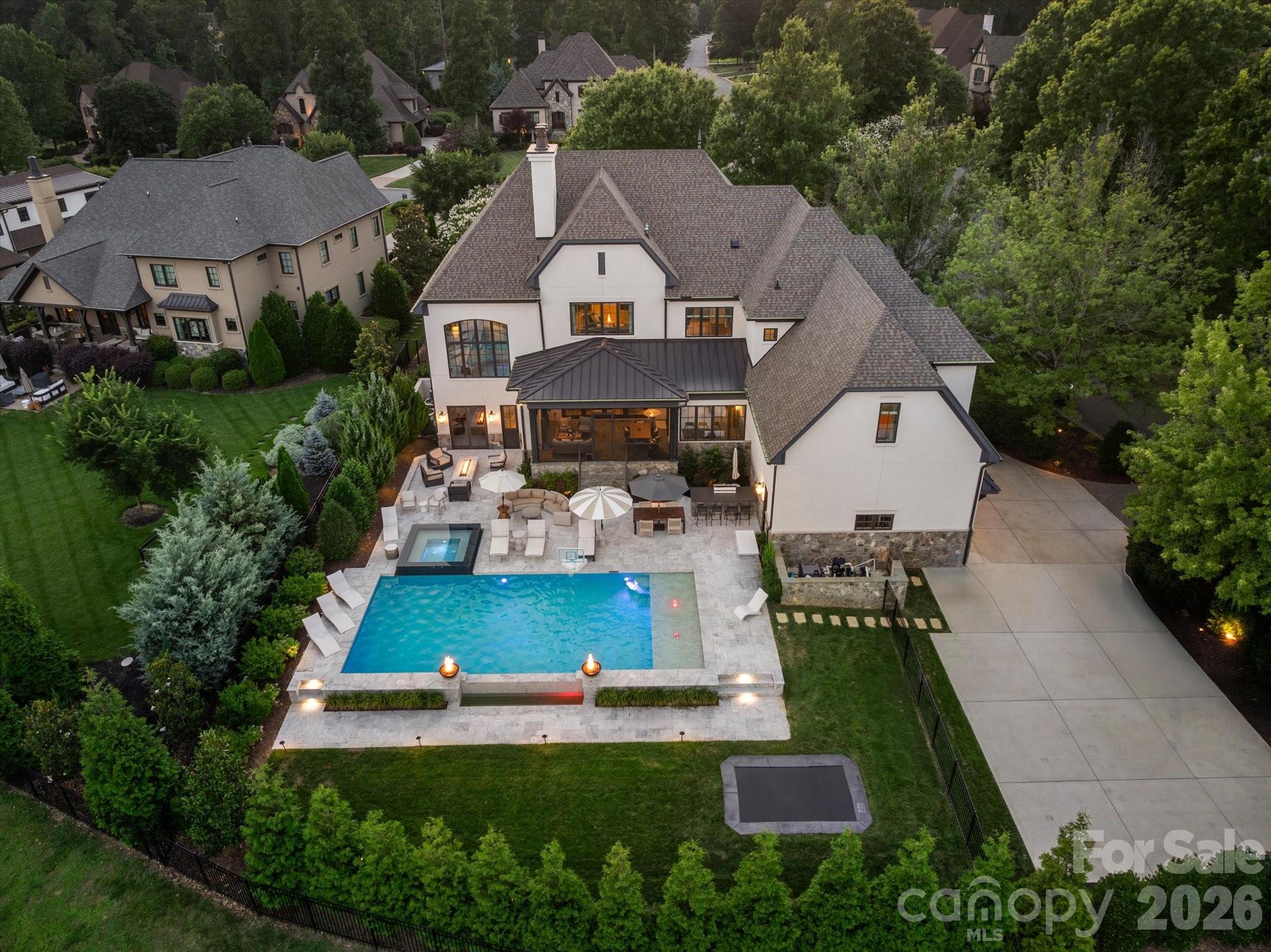 301 Skyecroft Way Property Photo 48