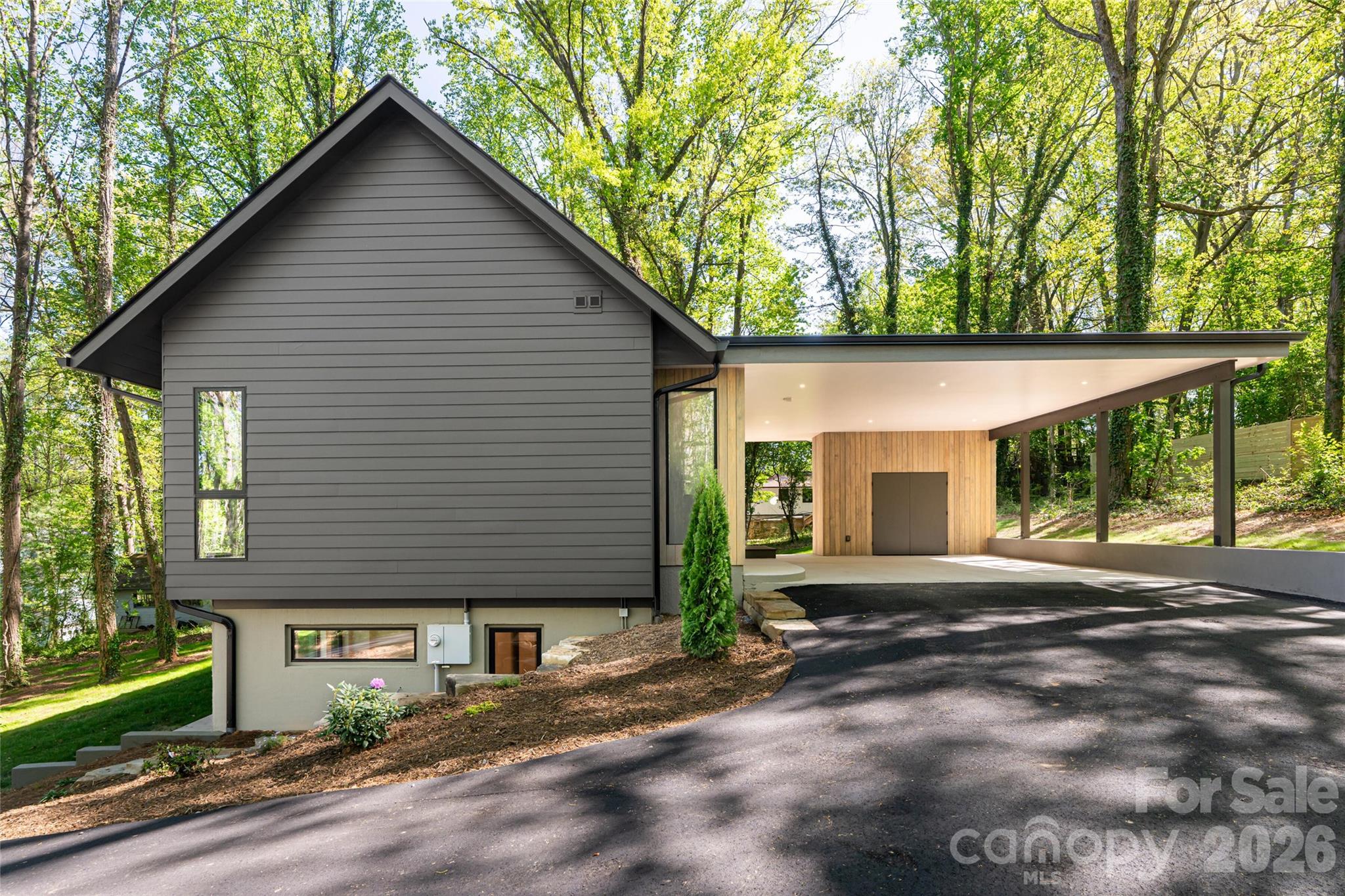 137 English Drive Property Photo 1