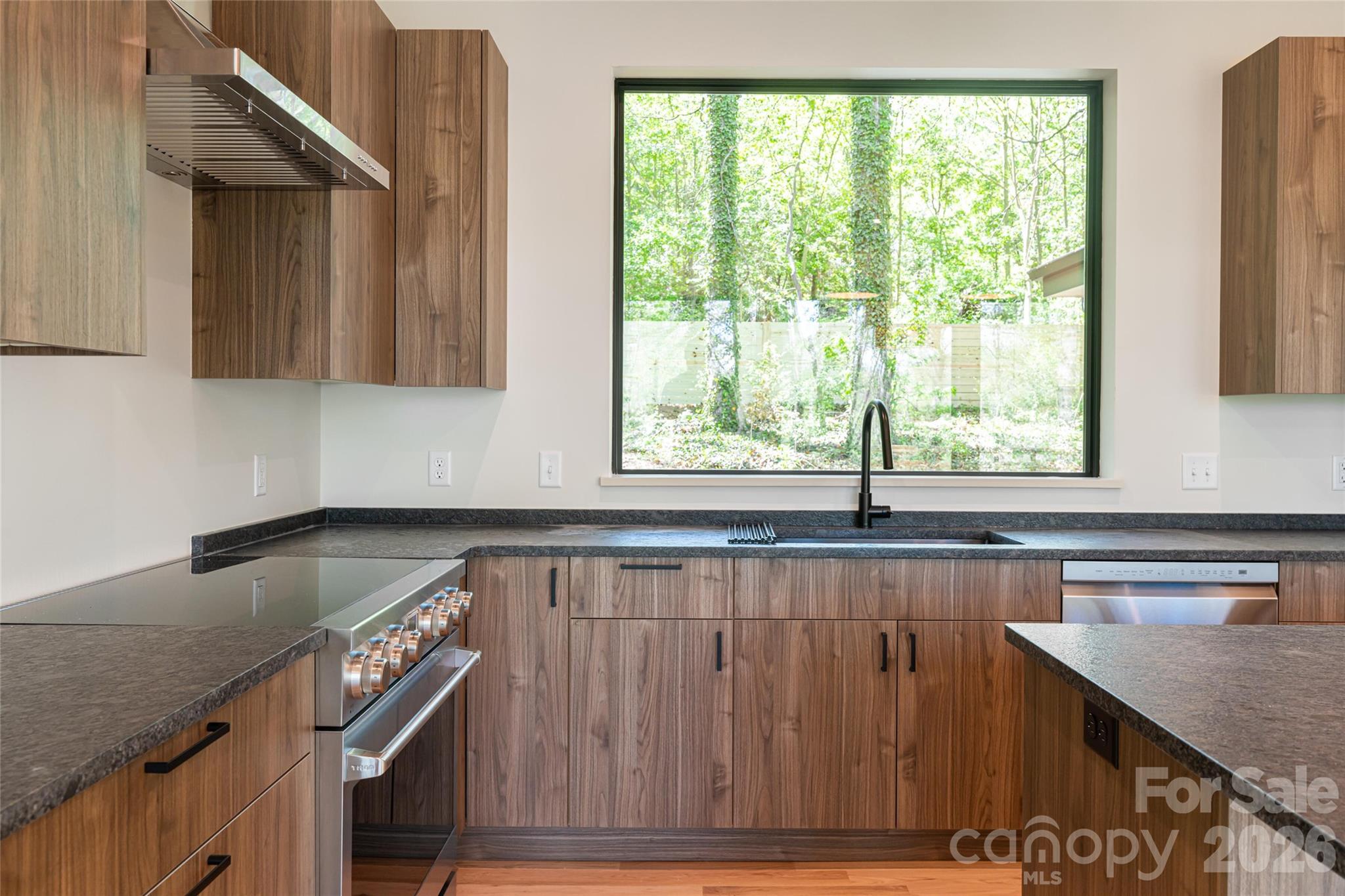 137 English Drive Property Photo 13