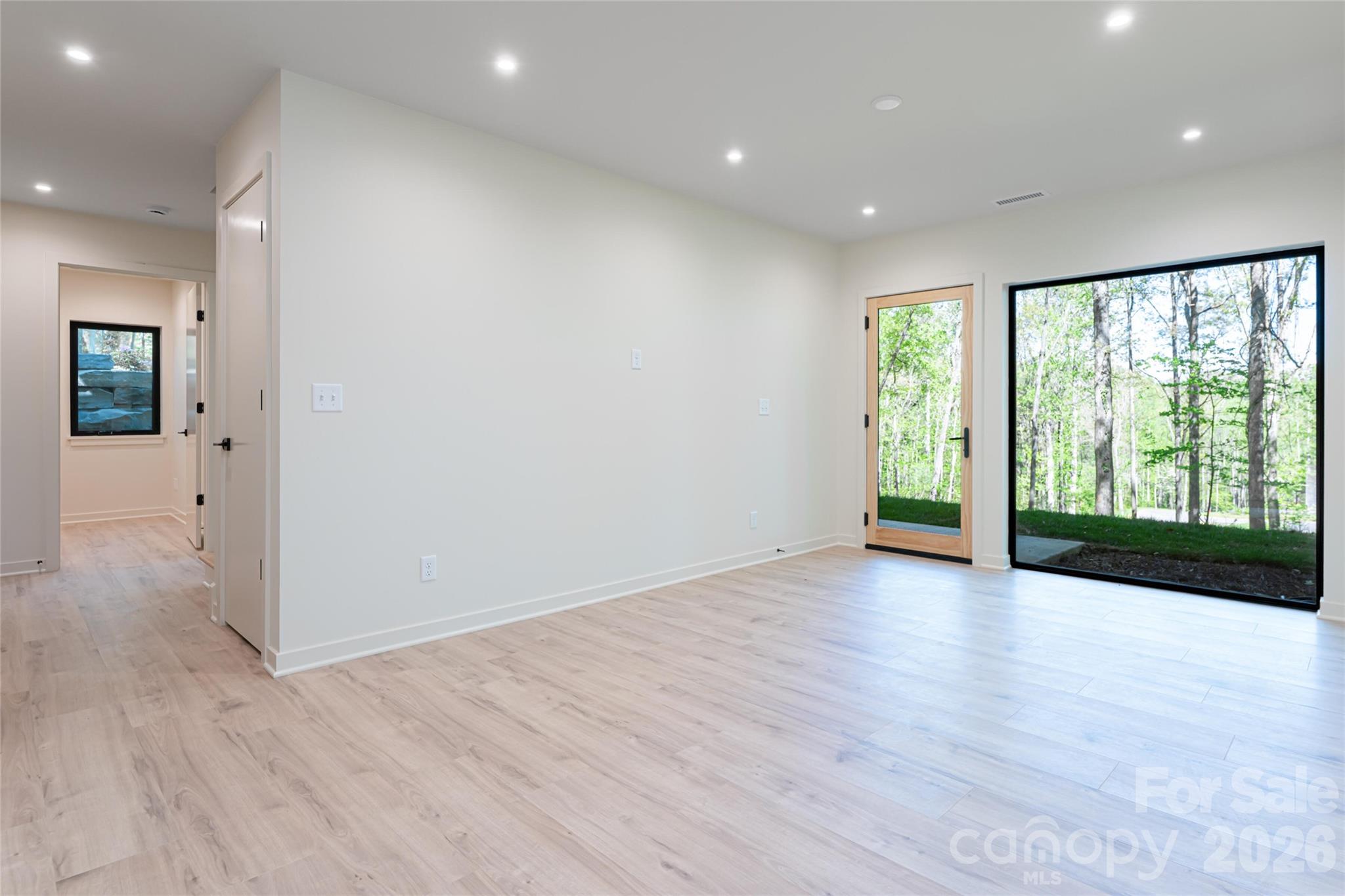 137 English Drive Property Photo 18