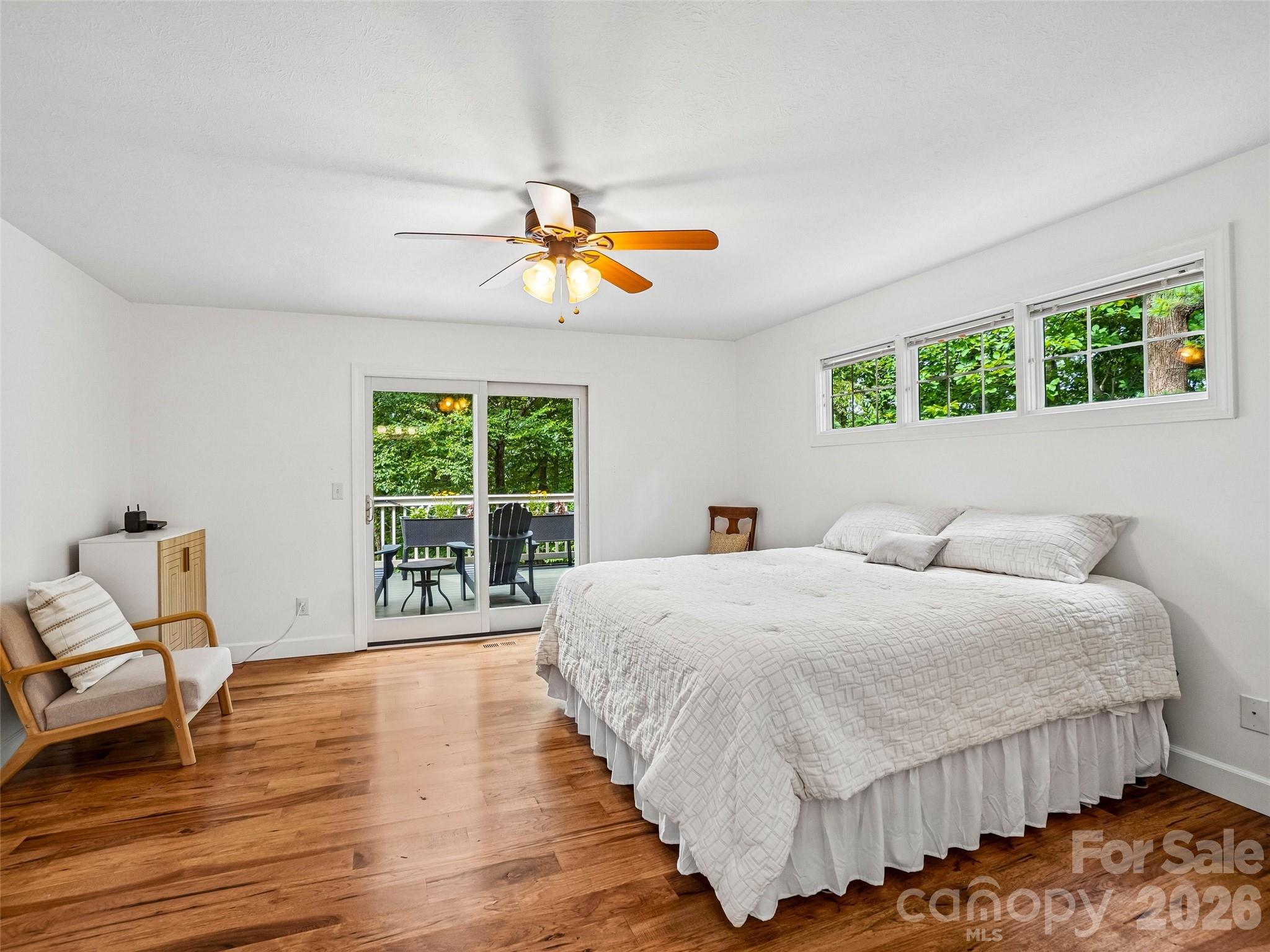 10 Chestnut Top Circle Property Photo 18
