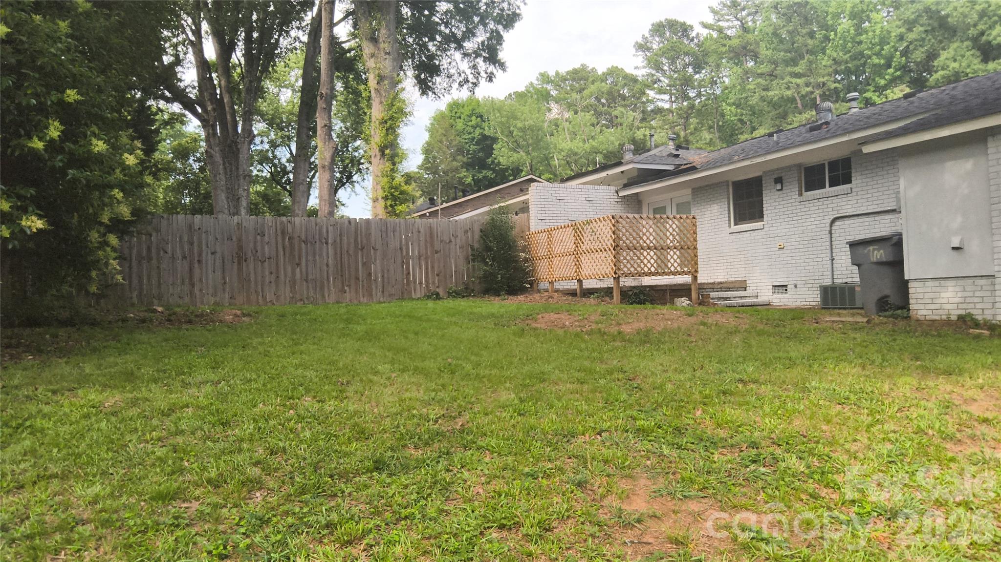 1920 Herrin Avenue Property Photo 2