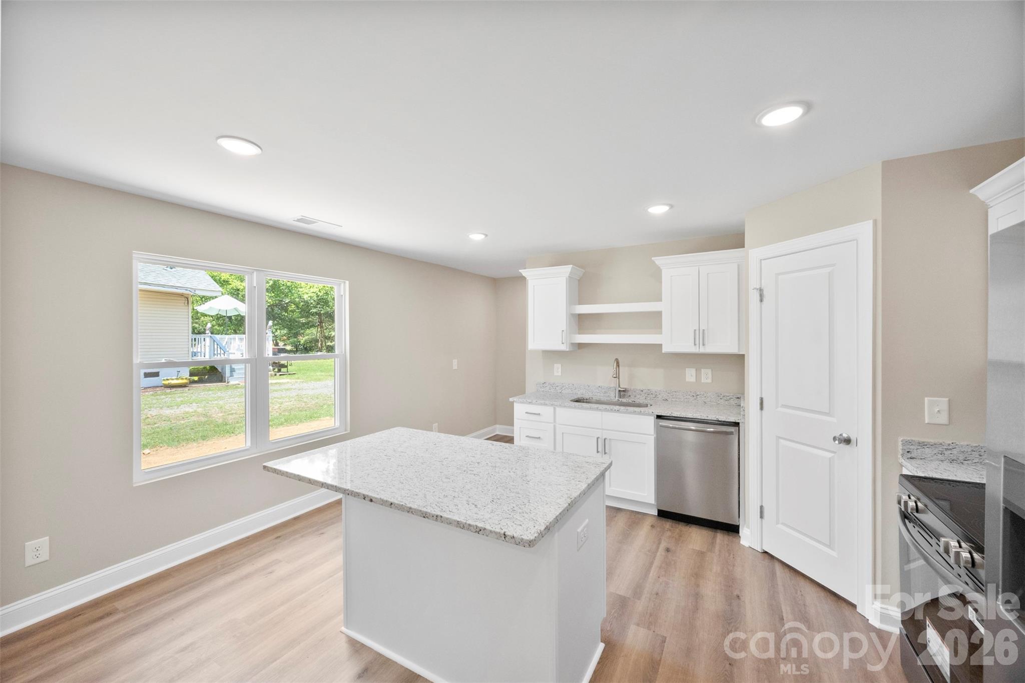 410 Peachtree Street Property Photo 10
