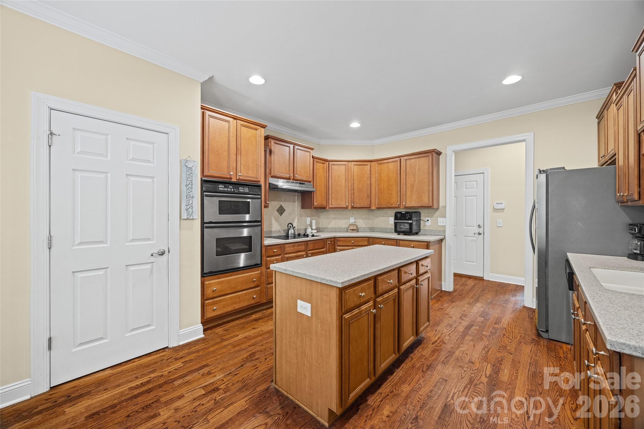2035 Slippery Rock Cove Property Photo 13