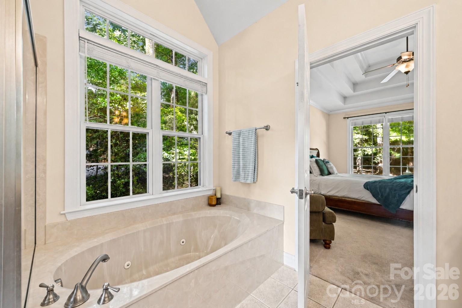 2035 Slippery Rock Cove Property Photo 22